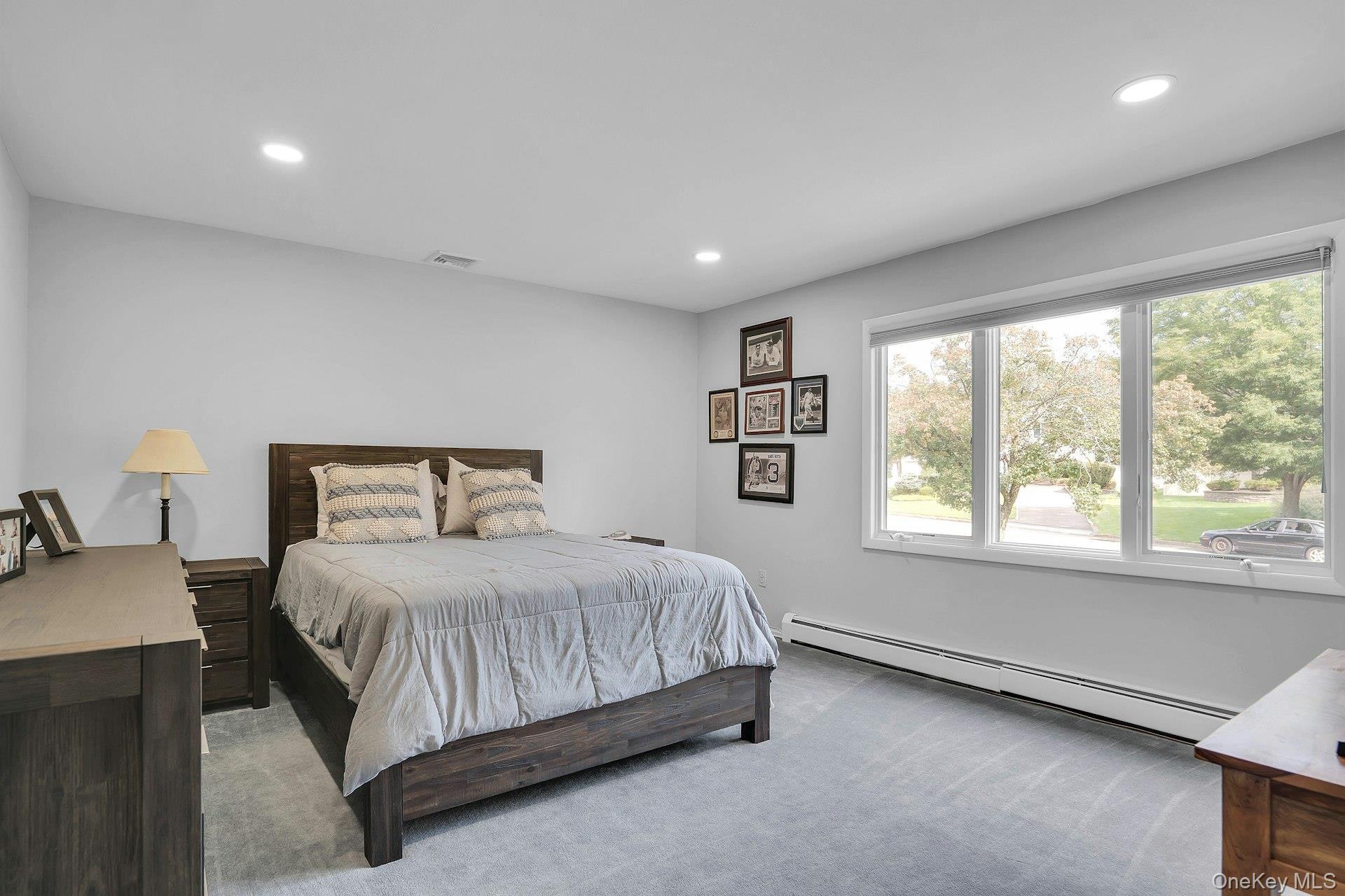 Single Family Cedar Ridge Lane  Suffolk County, NY 11746, MLS-1050269-29