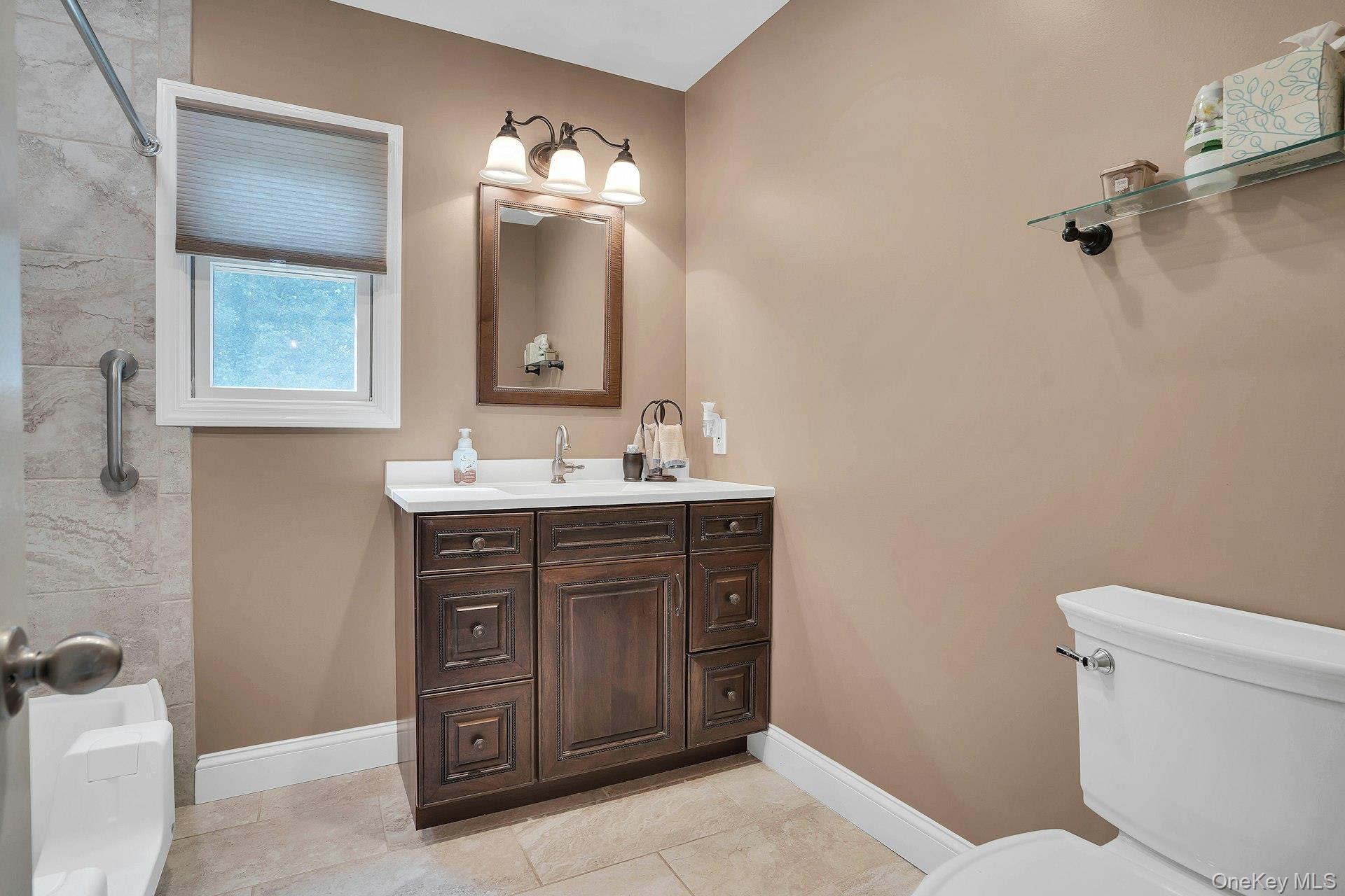 Single Family Cedar Ridge Lane  Suffolk County, NY 11746, MLS-1050269-31