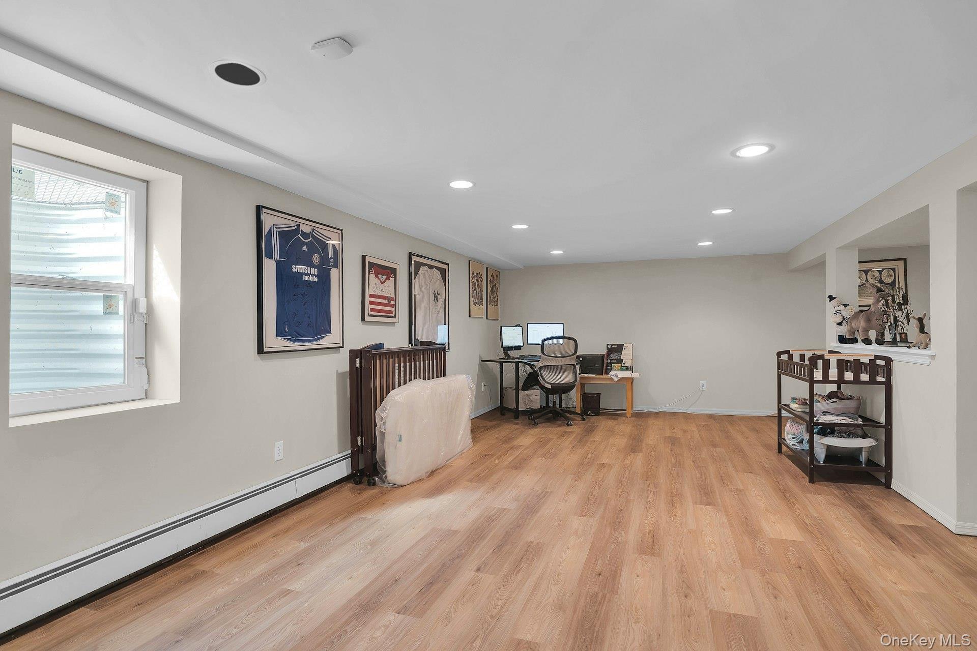 Single Family Cedar Ridge Lane  Suffolk County, NY 11746, MLS-1050269-41
