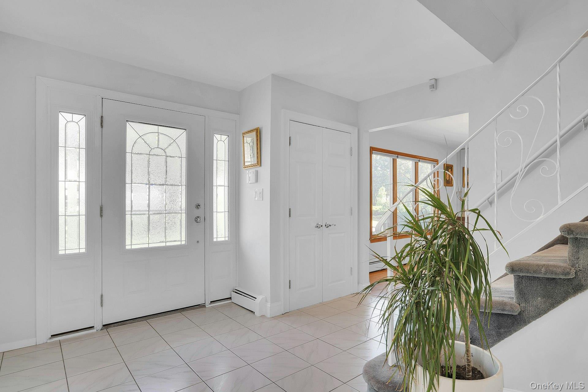 Single Family Cedar Ridge Lane  Suffolk County, NY 11746, MLS-1050269-6