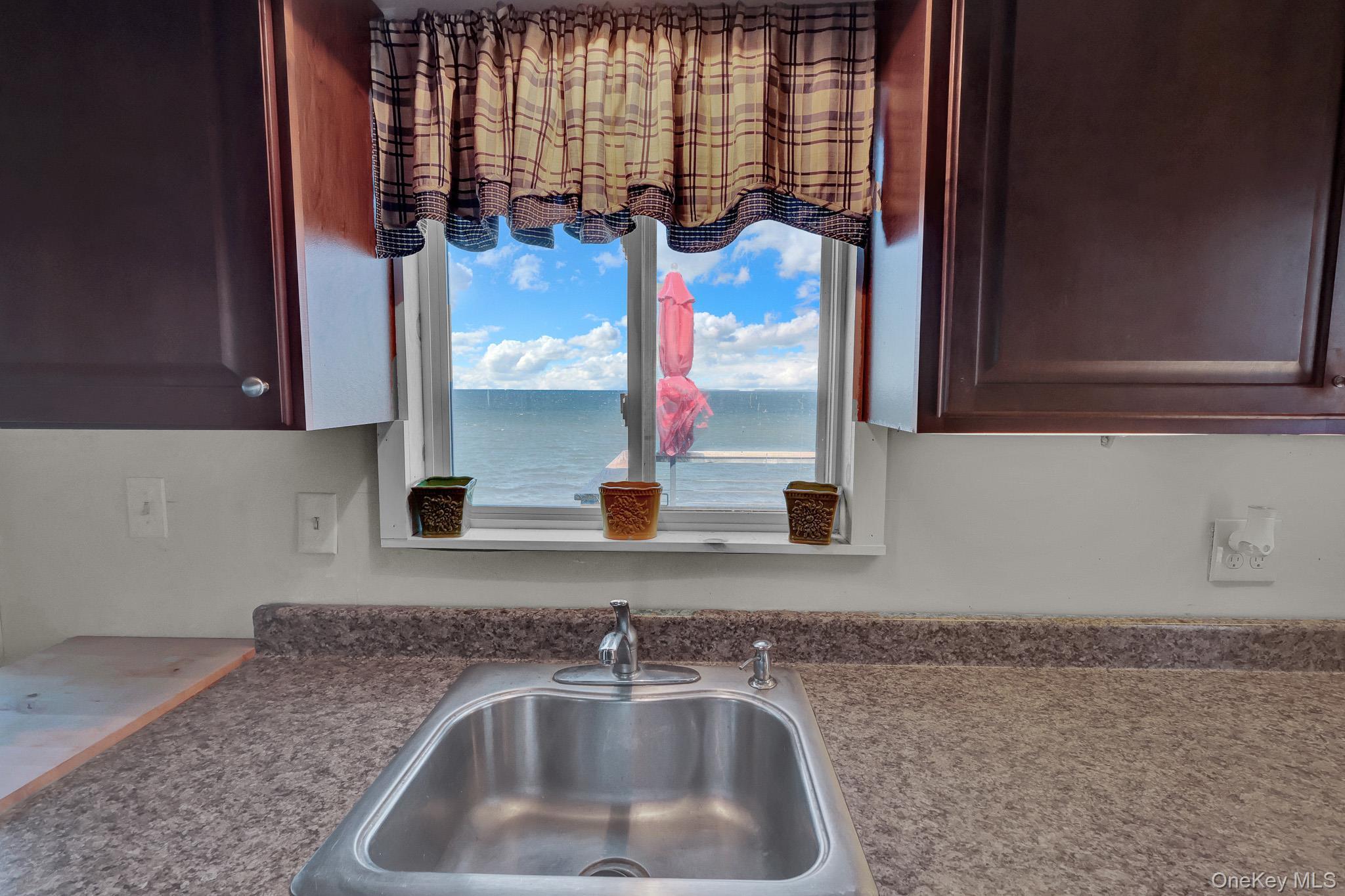 Single Family Beach Hill Drive Suffolk County, NY 11933, MLS-1050270-12