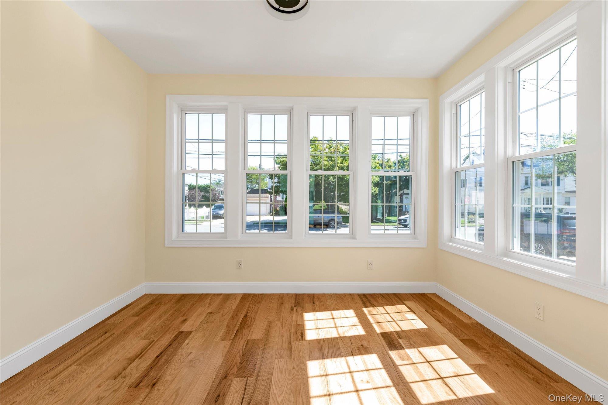 Single Family 2nd Street Nassau County, NY 11563, MLS-1050279-10