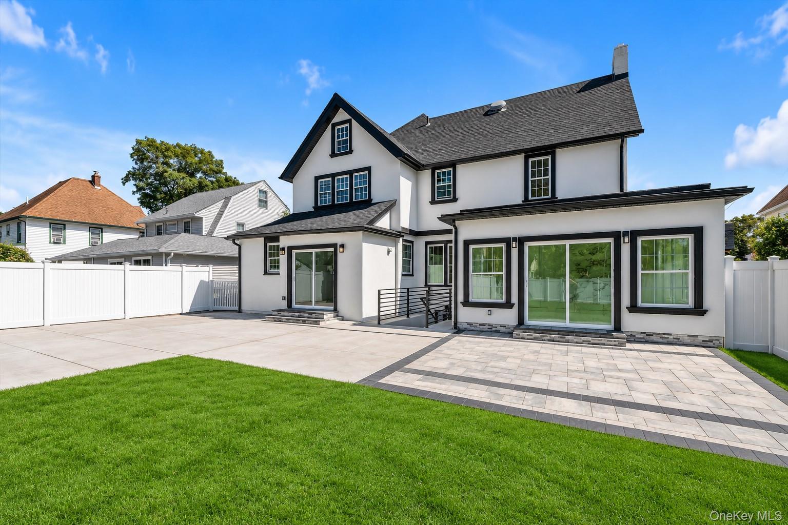 Single Family 2nd Street Nassau County, NY 11563, MLS-1050279-27