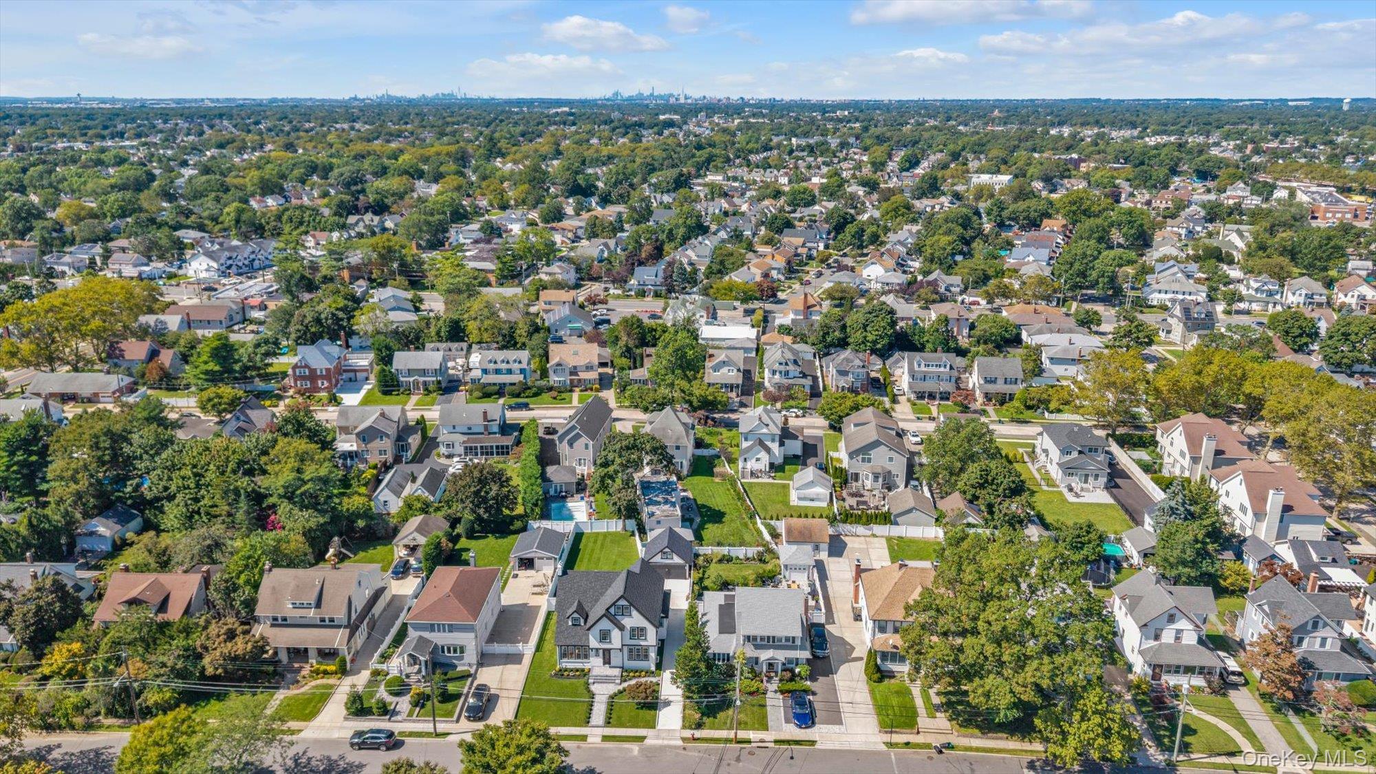 Single Family 2nd Street Nassau County, NY 11563, MLS-1050279-39