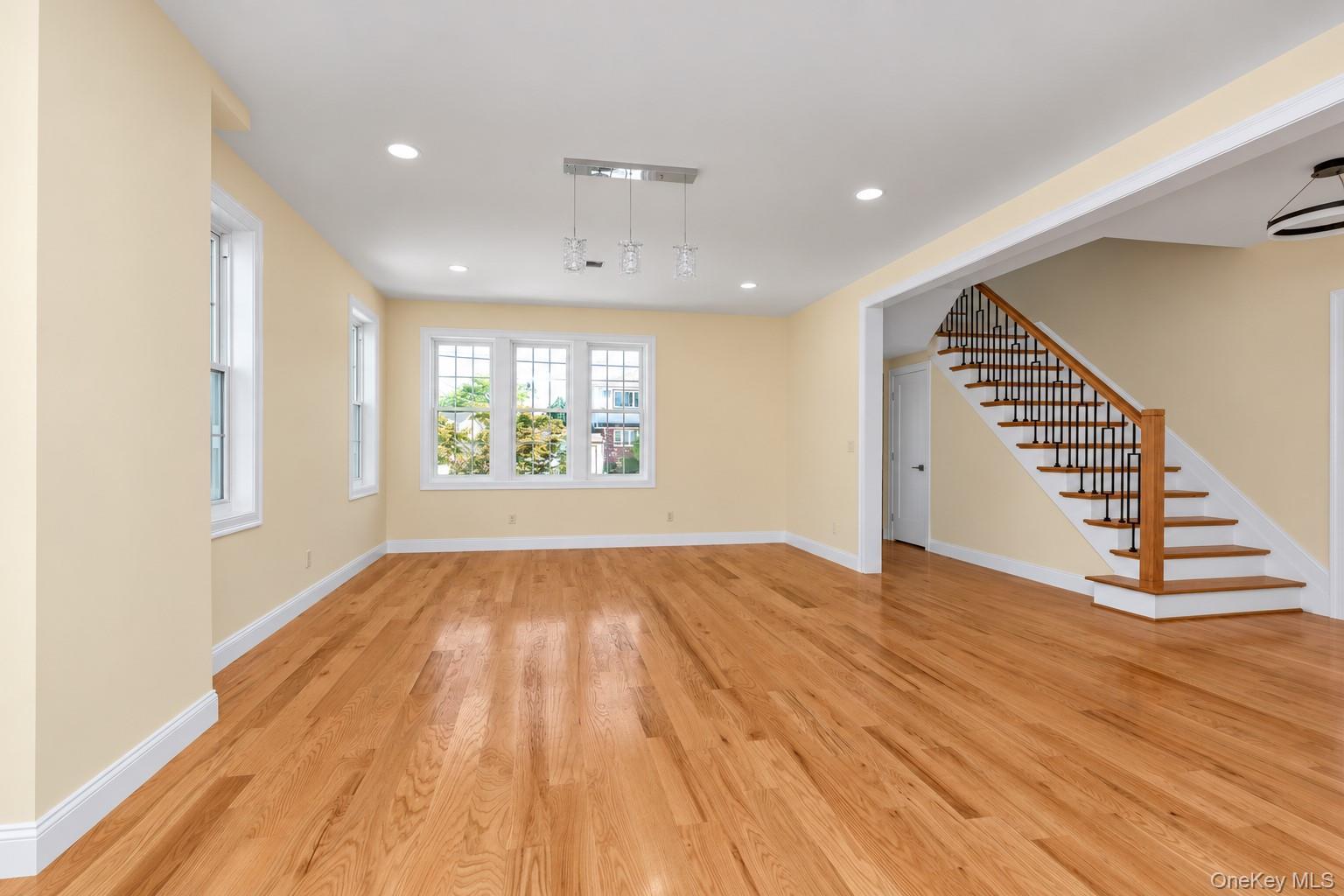 Single Family 2nd Street Nassau County, NY 11563, MLS-1050279-4