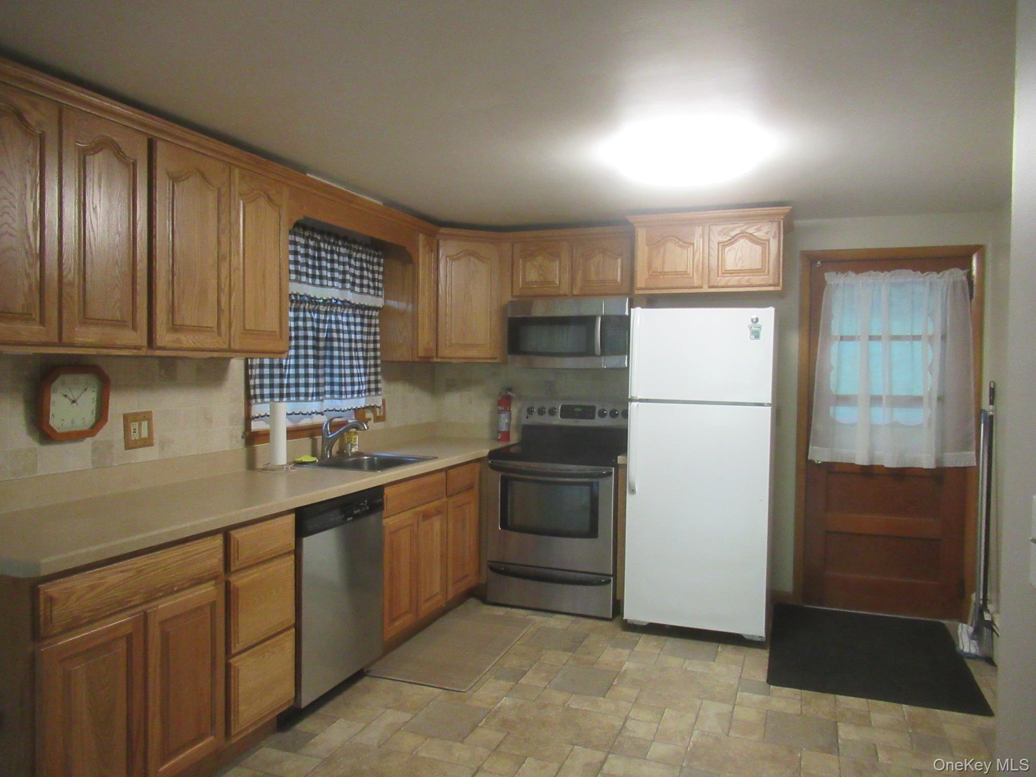 Single Family Greenwood Drive Dutchess County, NY 12508, MLS-1050285-18