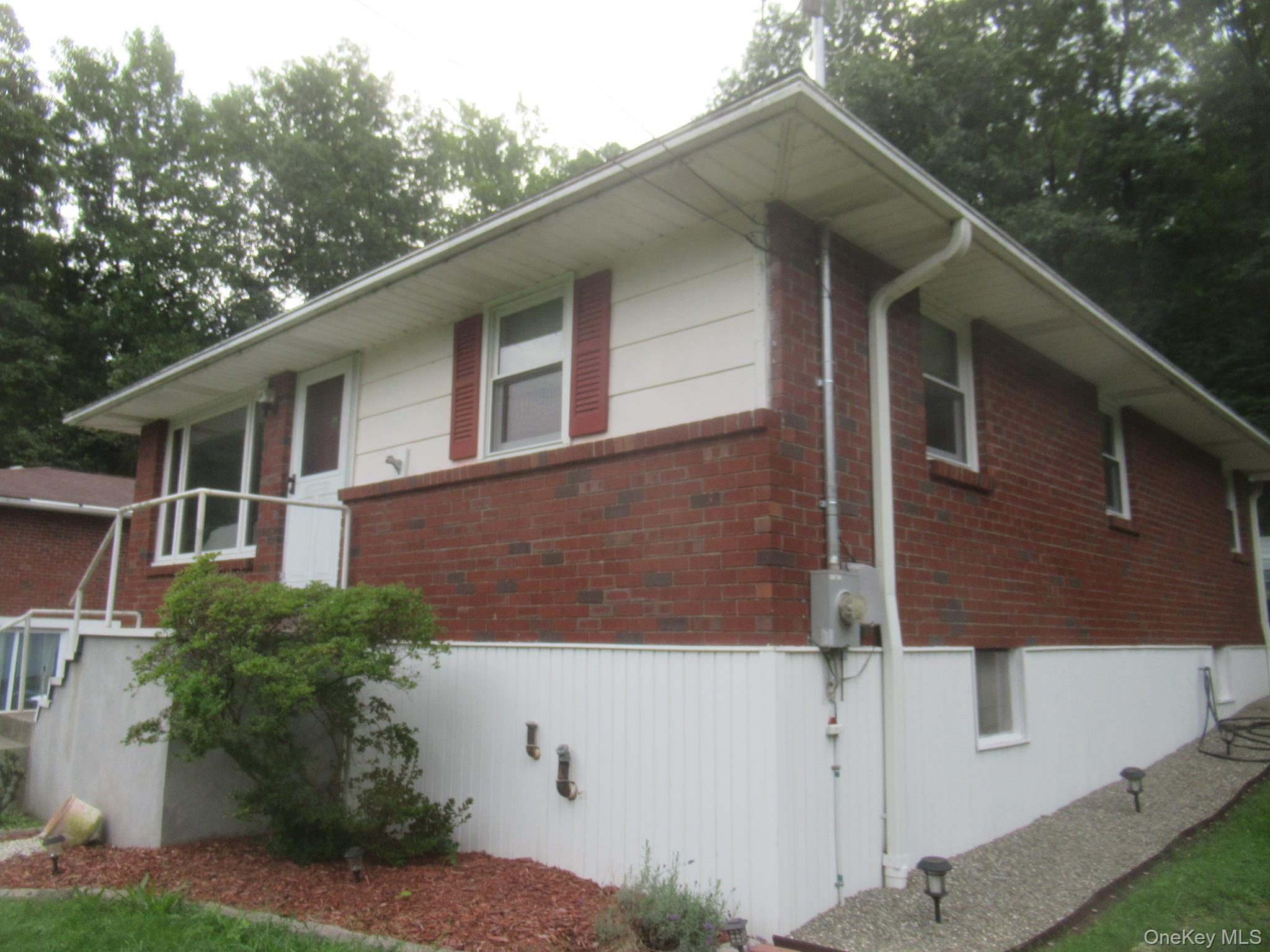 Single Family Greenwood Drive Dutchess County, NY 12508, MLS-1050285-21