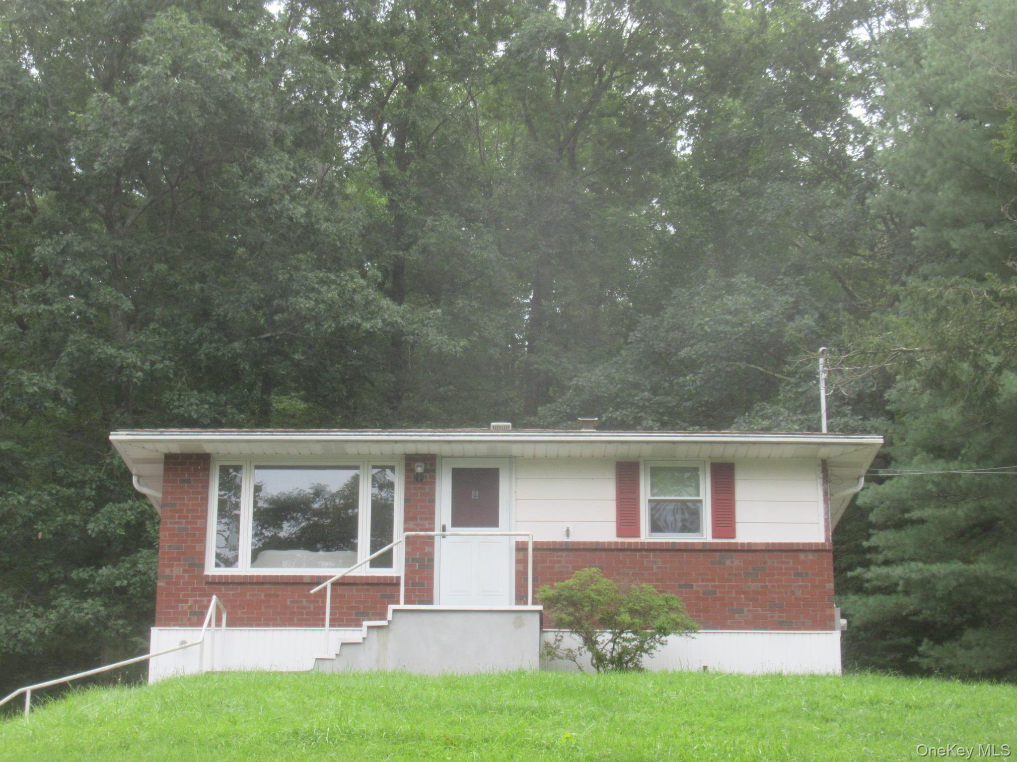 Single Family Greenwood Drive  Dutchess County, NY 12508, MLS-1050285-23