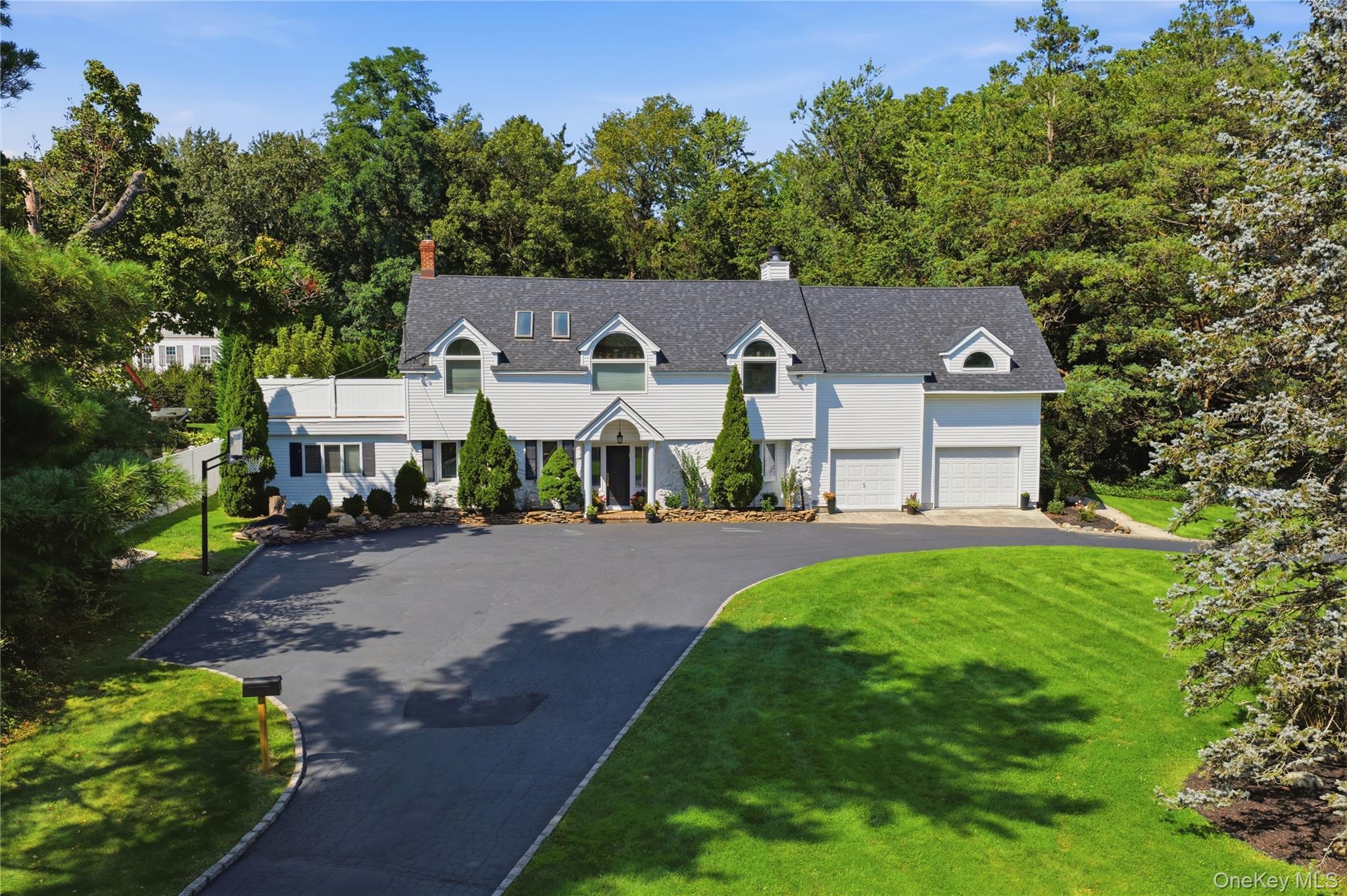 Single Family Arbutus Road  Suffolk County, NY 11740, MLS-1050291-2