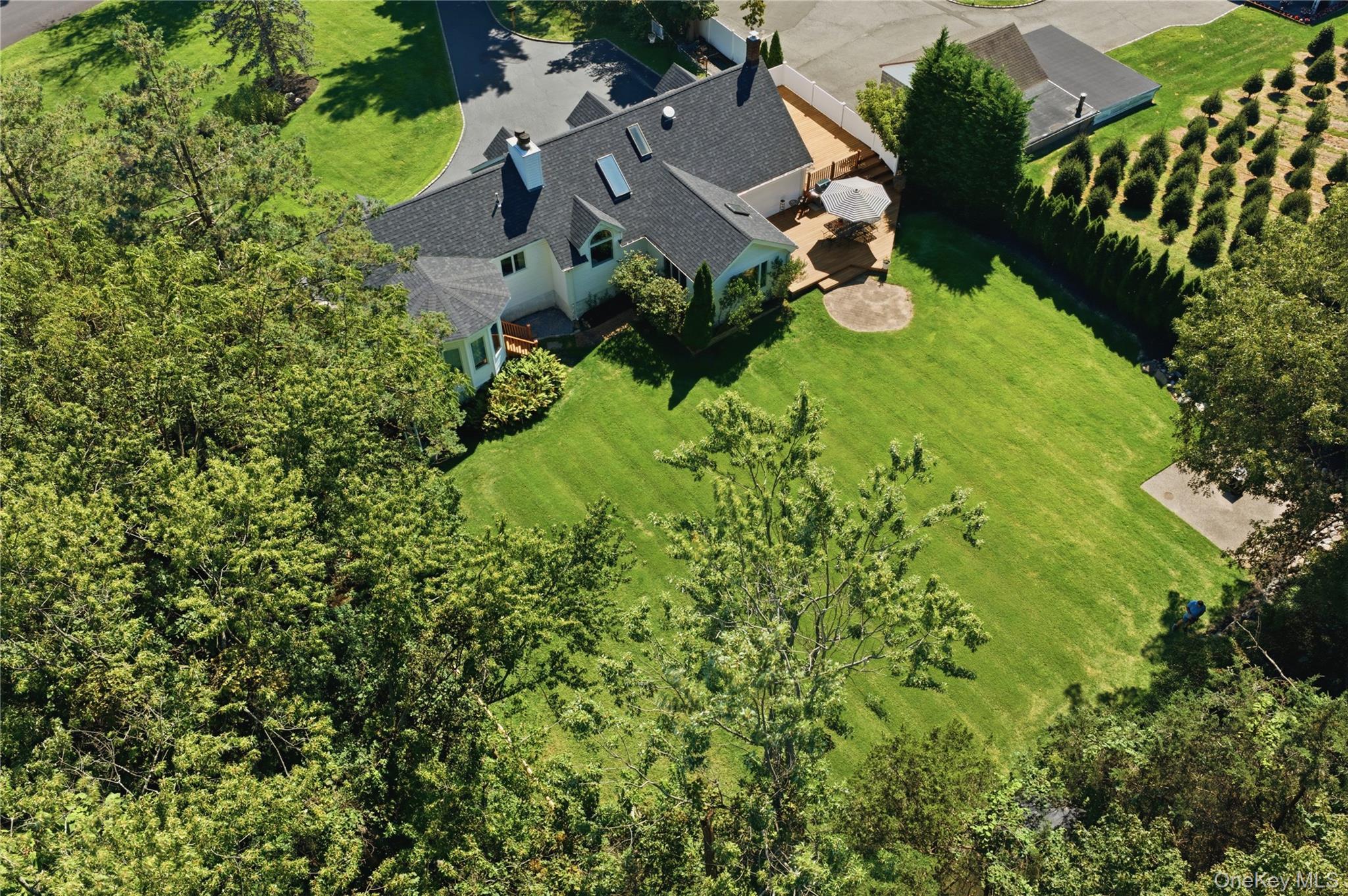Single Family Arbutus Road  Suffolk County, NY 11740, MLS-1050291-42