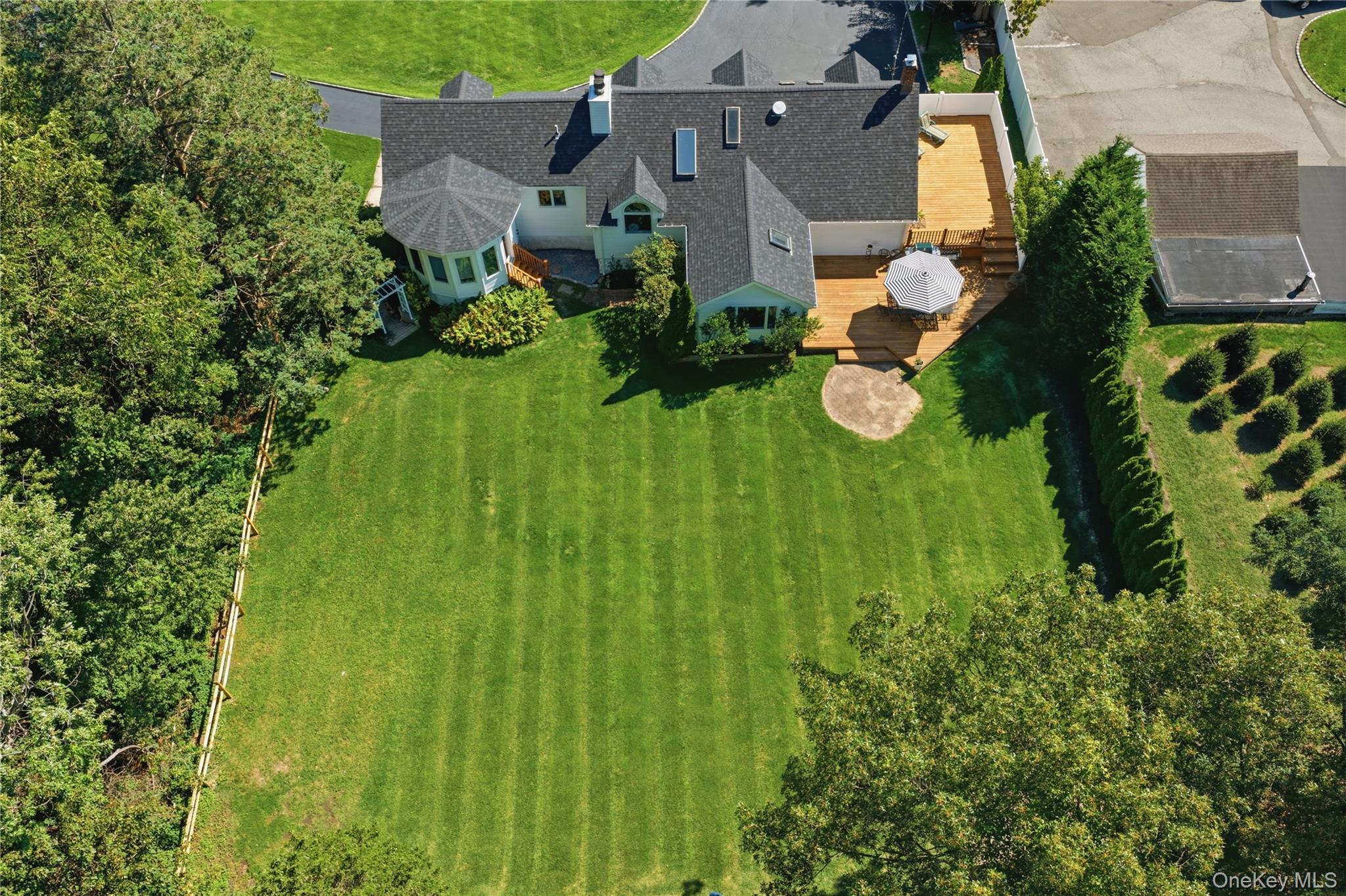 Single Family Arbutus Road  Suffolk County, NY 11740, MLS-1050291-43