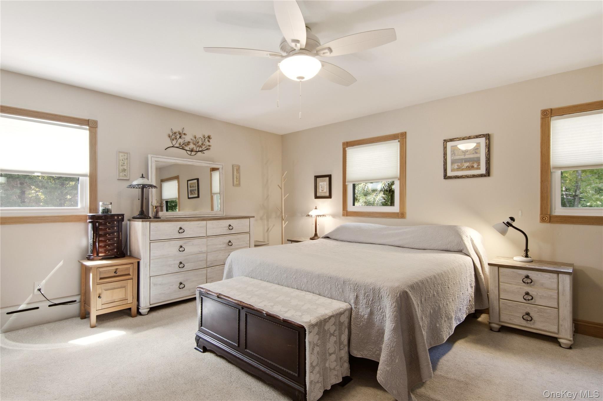 Single Family Meadow Glen Road Suffolk County, NY 11768, MLS-1050295-30