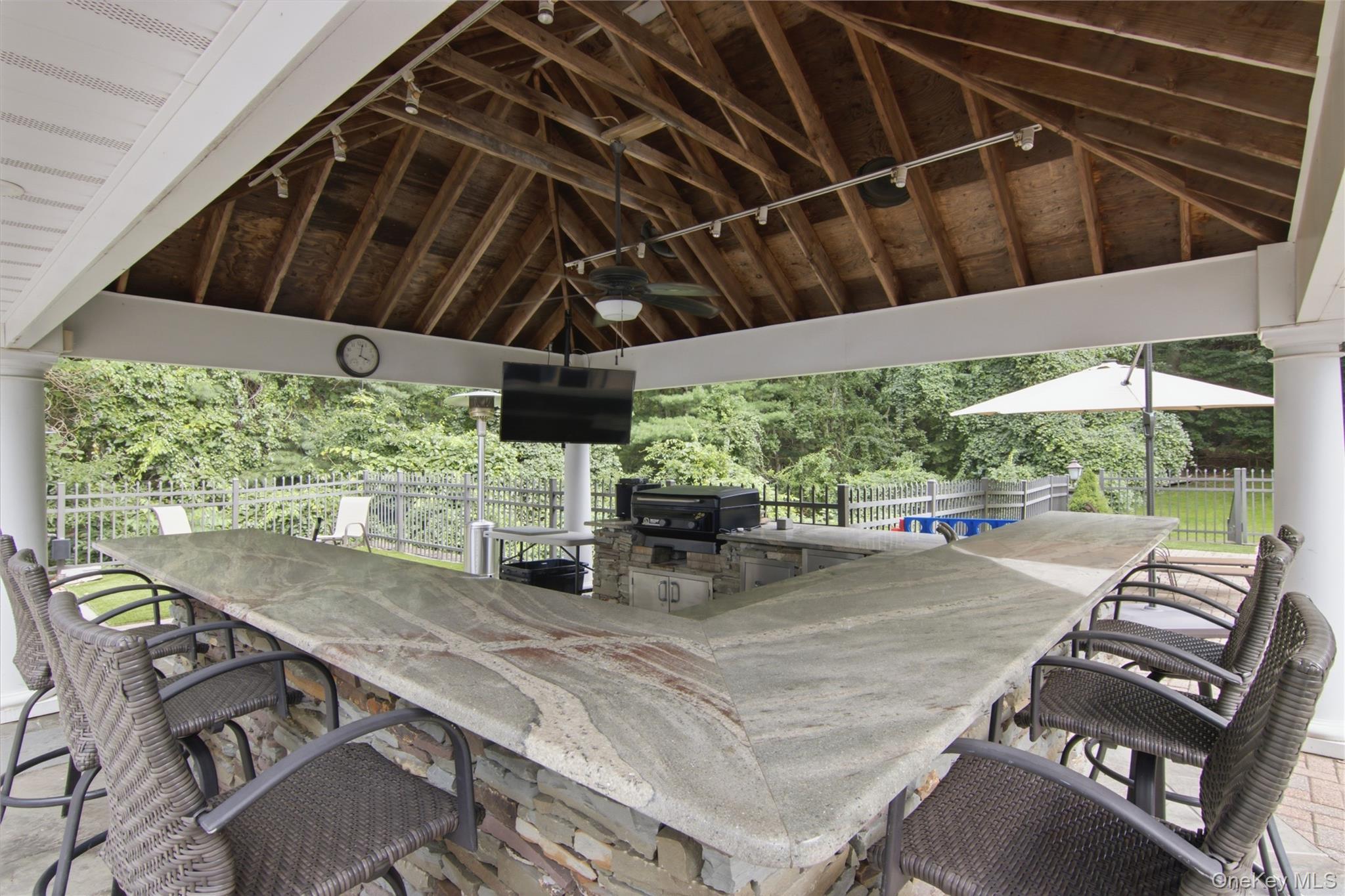 Single Family Meadow Glen Road Suffolk County, NY 11768, MLS-1050295-37