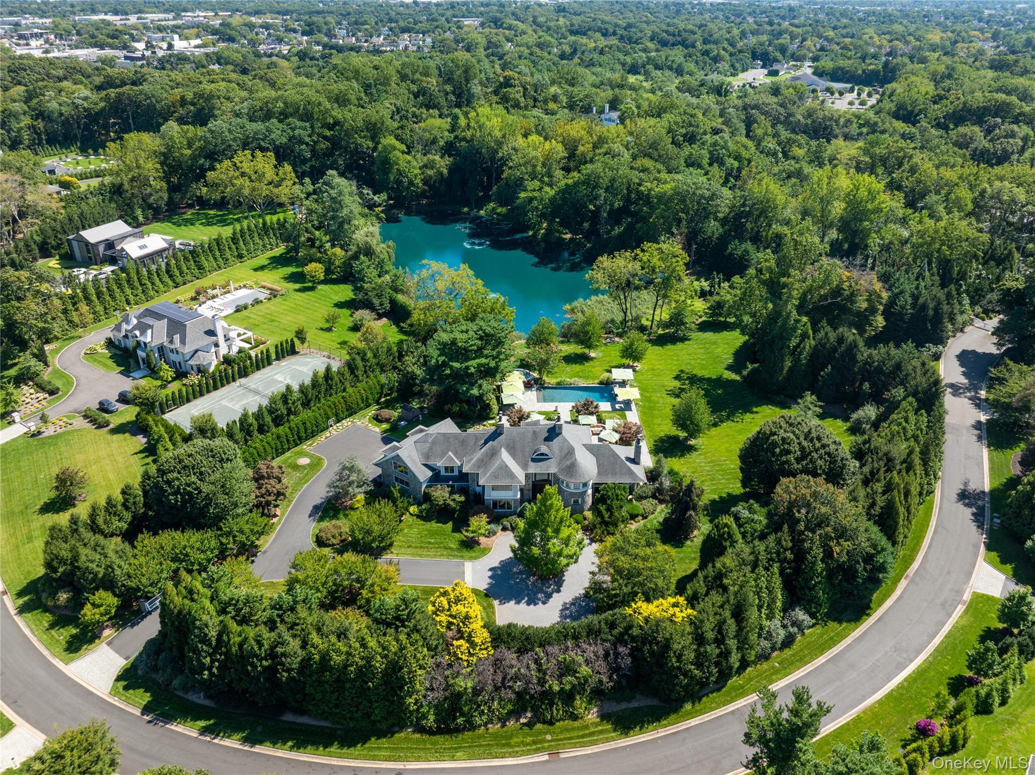 Single Family Hidden Pond Drive Nassau County, NY 11568, MLS-1050297-2