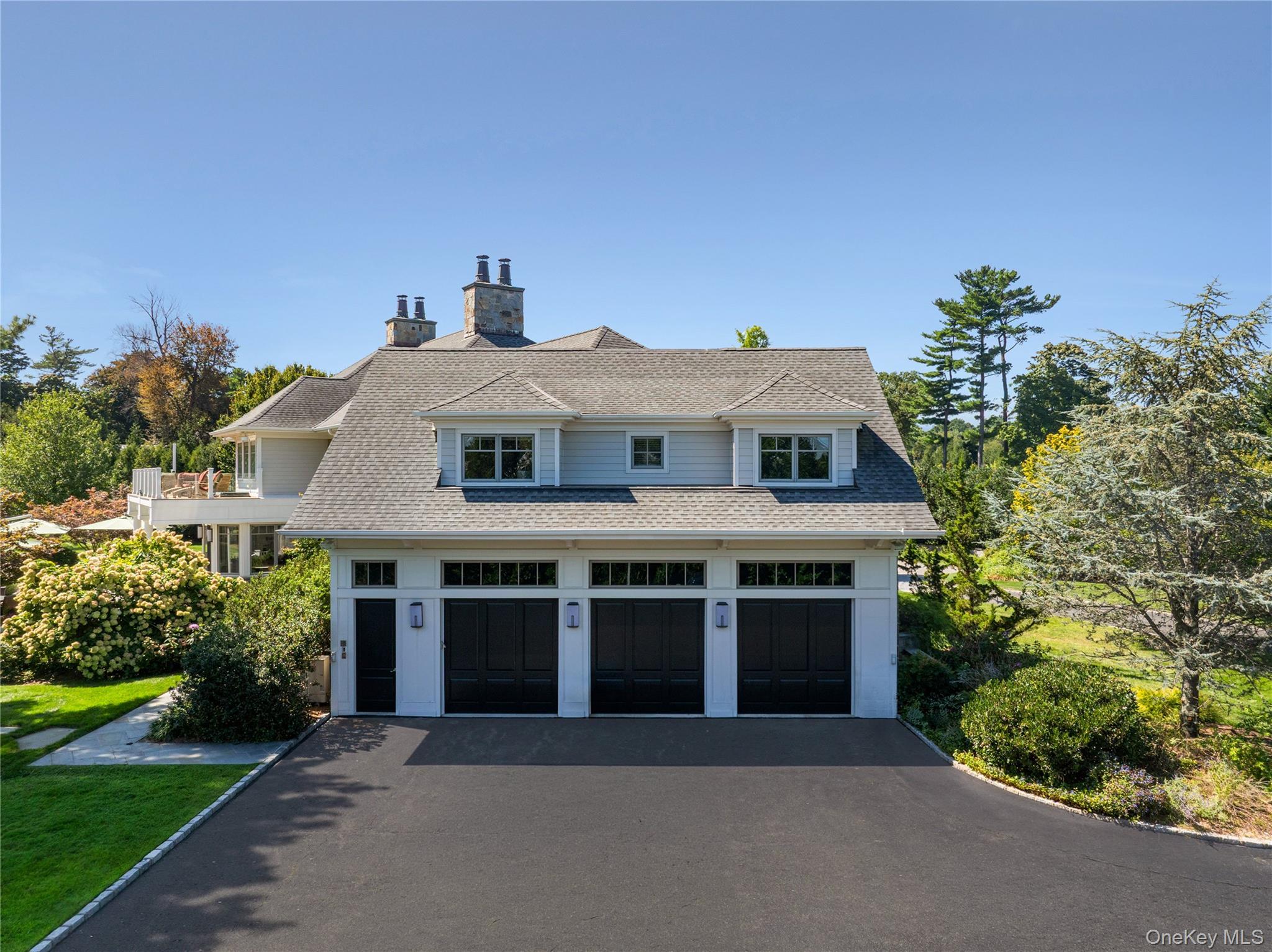 Single Family Hidden Pond Drive Nassau County, NY 11568, MLS-1050297-28