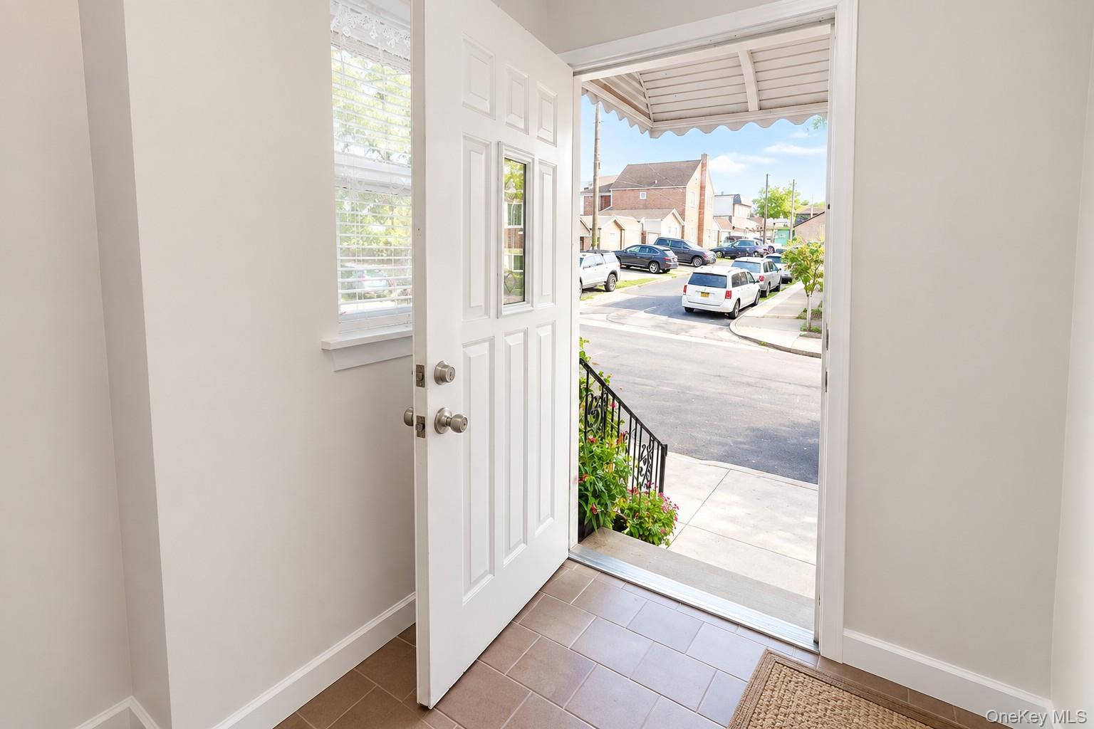 Single Family 59th Avenue Queens, NY 11378, MLS-1050304-4