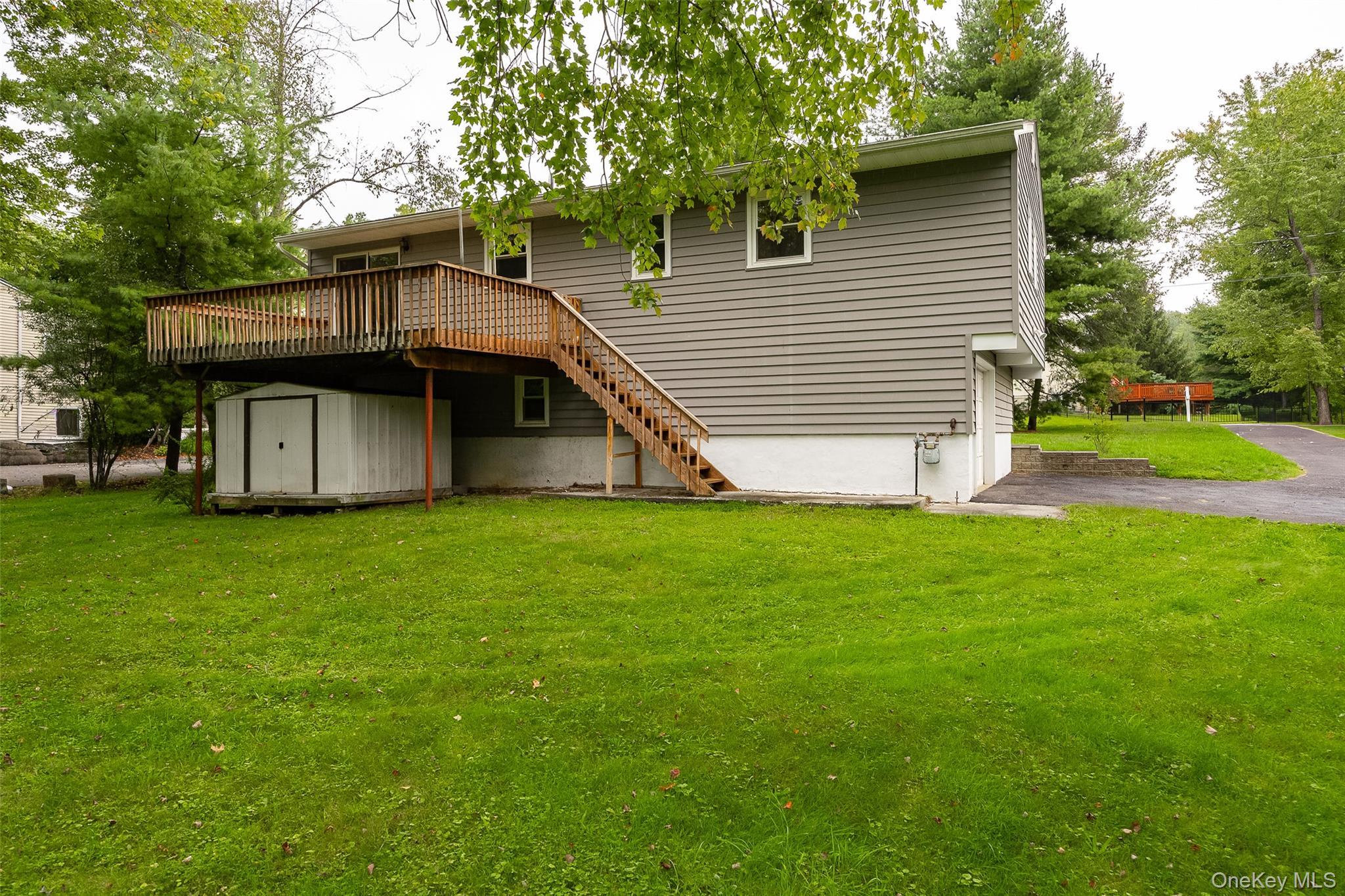Single Family Martin Drive  Dutchess County, NY 12590, MLS-1050312-16
