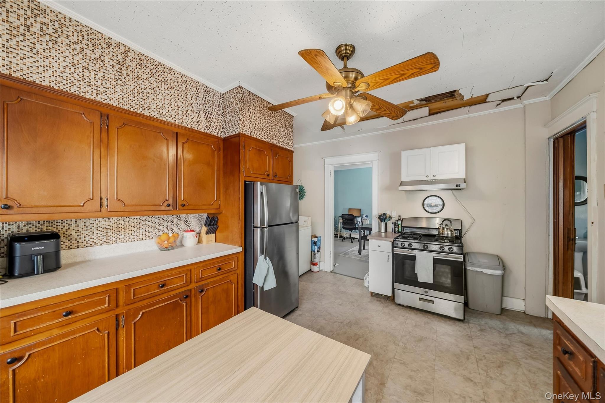 Single Family Wickham Avenue  Orange County, NY 10940, MLS-1050322-14