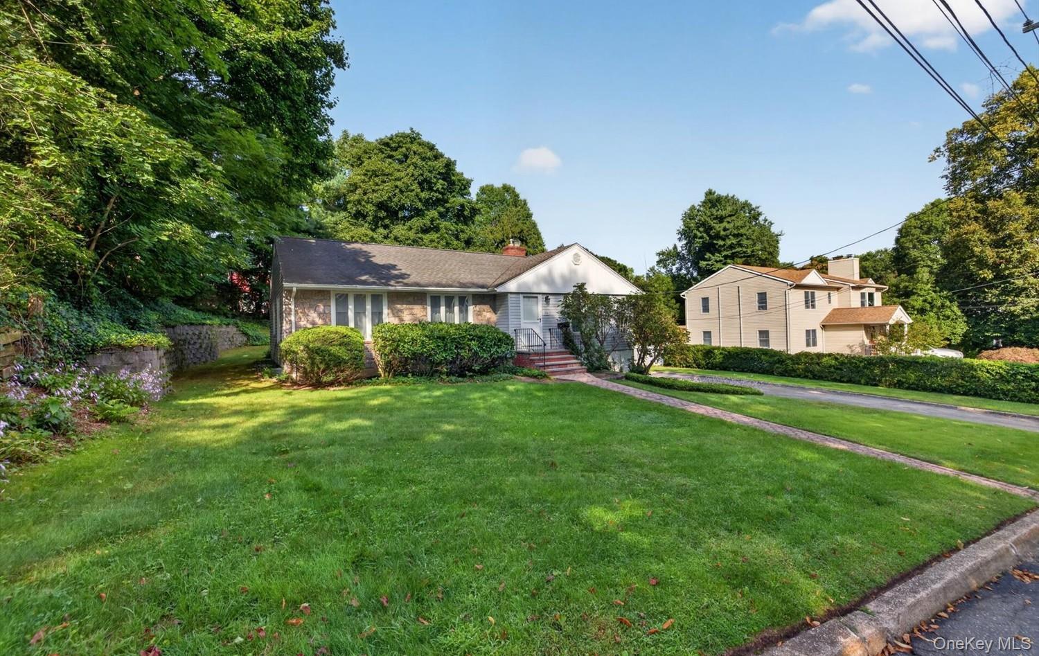 Single Family Francis Terrace Nassau County, NY 11542, MLS-1050332-16