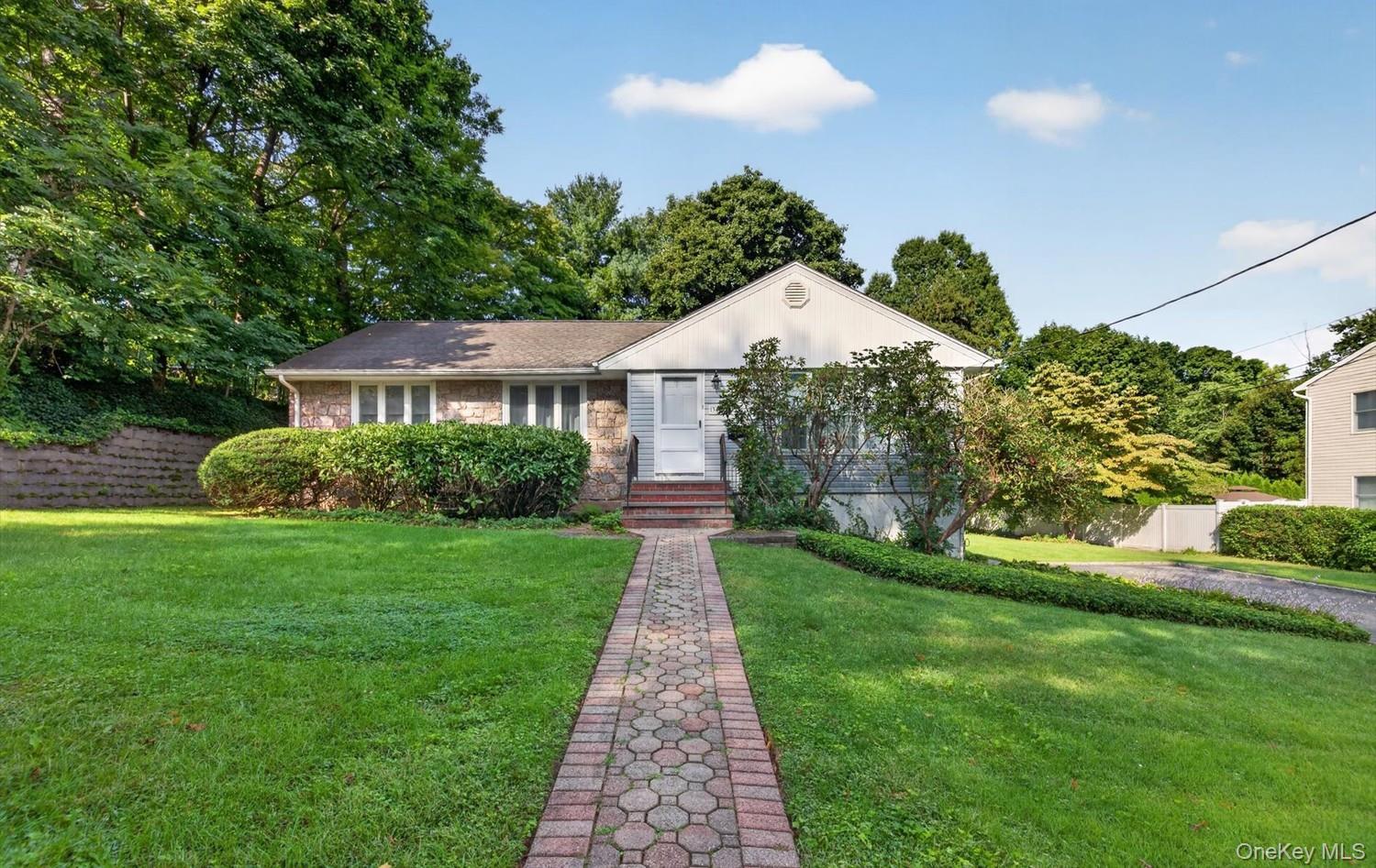 Single Family Francis Terrace Nassau County, NY 11542, MLS-1050332-3
