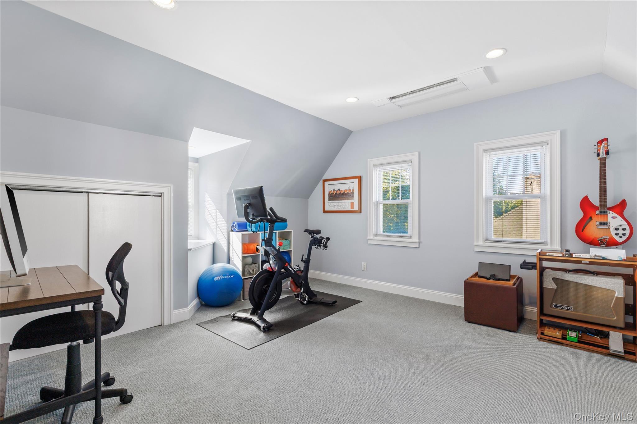 Single Family King Street Westchester County, NY 10573, MLS-1050335-24