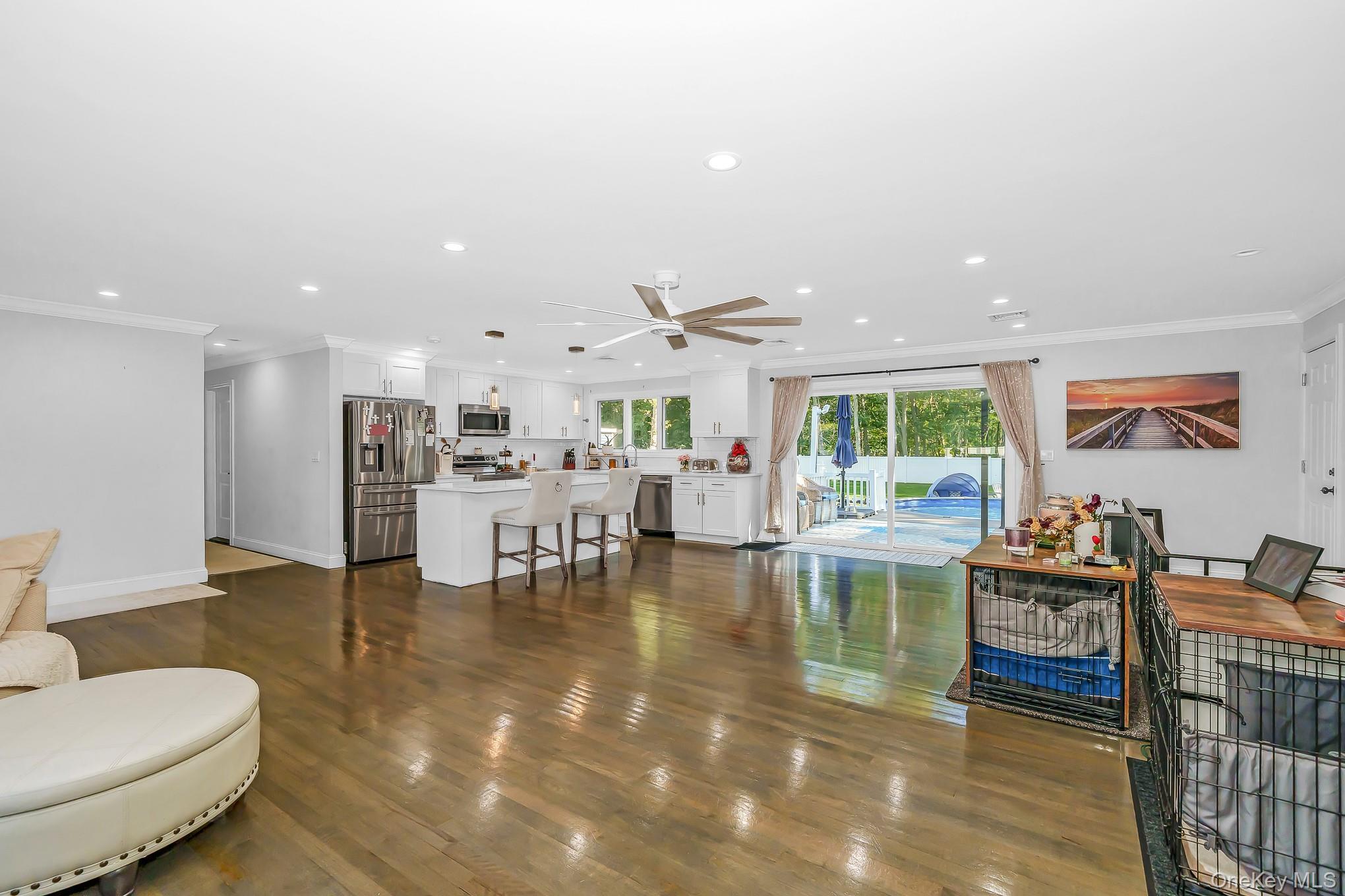 Single Family Danbury Avenue Suffolk County, NY 11772, MLS-1050340-10