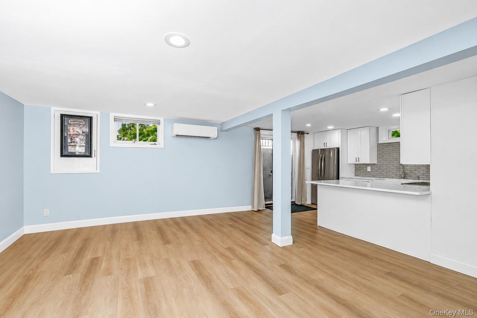 Single Family Danbury Avenue Suffolk County, NY 11772, MLS-1050340-28