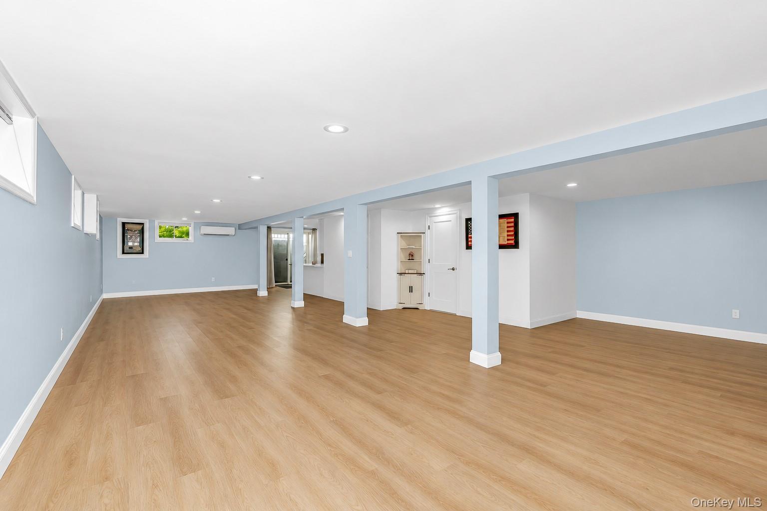 Single Family Danbury Avenue Suffolk County, NY 11772, MLS-1050340-29