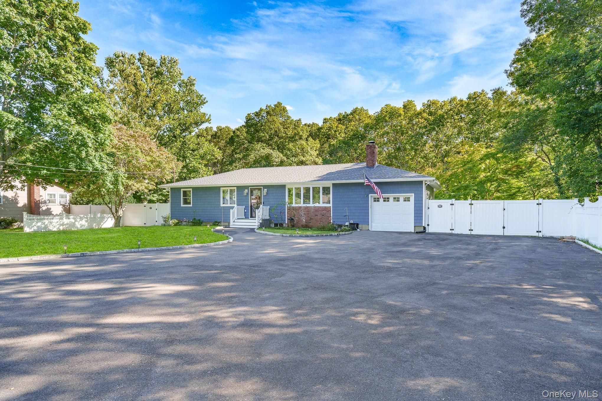 Single Family Danbury Avenue Suffolk County, NY 11772, MLS-1050340-3
