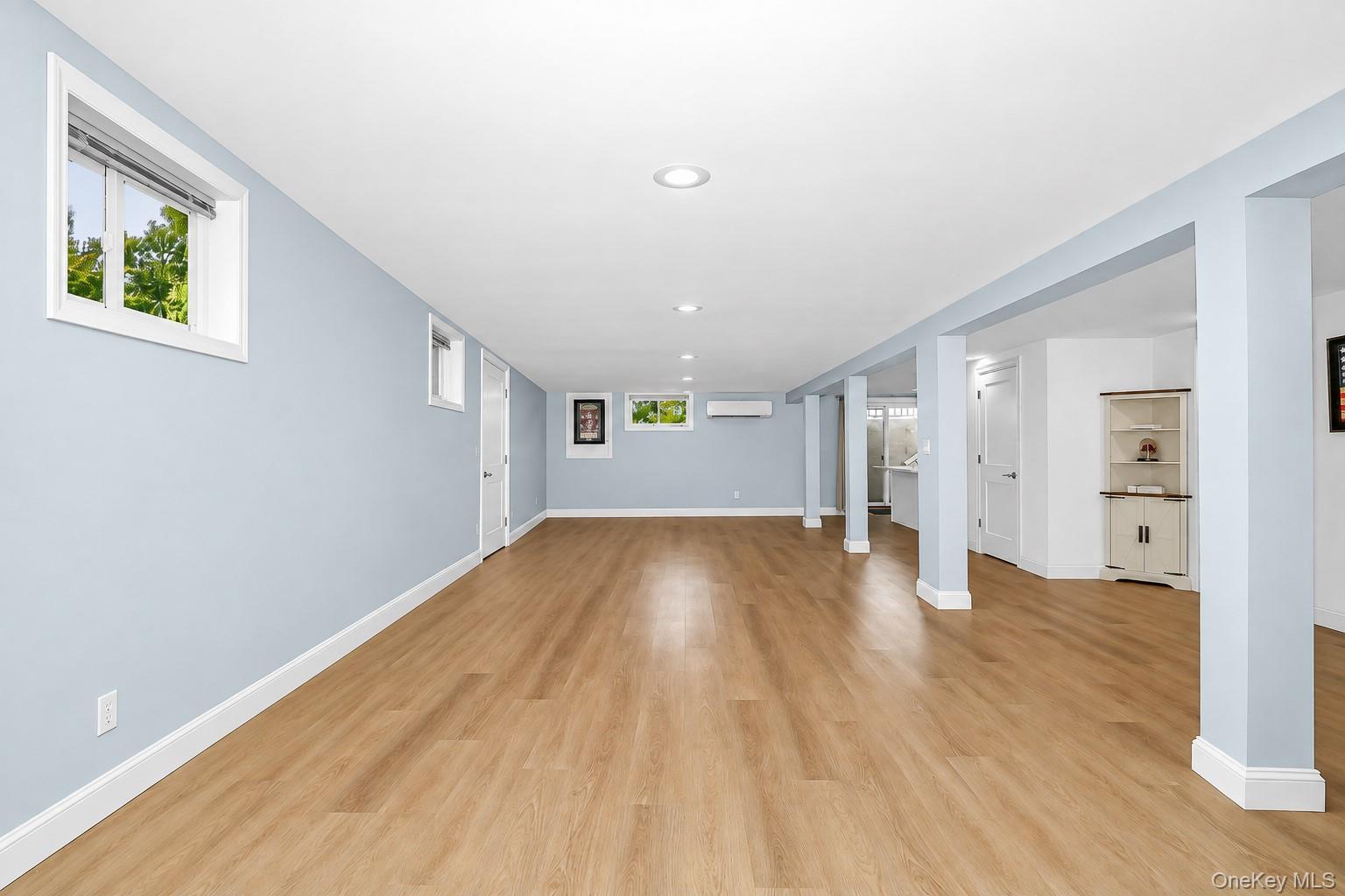 Single Family Danbury Avenue Suffolk County, NY 11772, MLS-1050340-30
