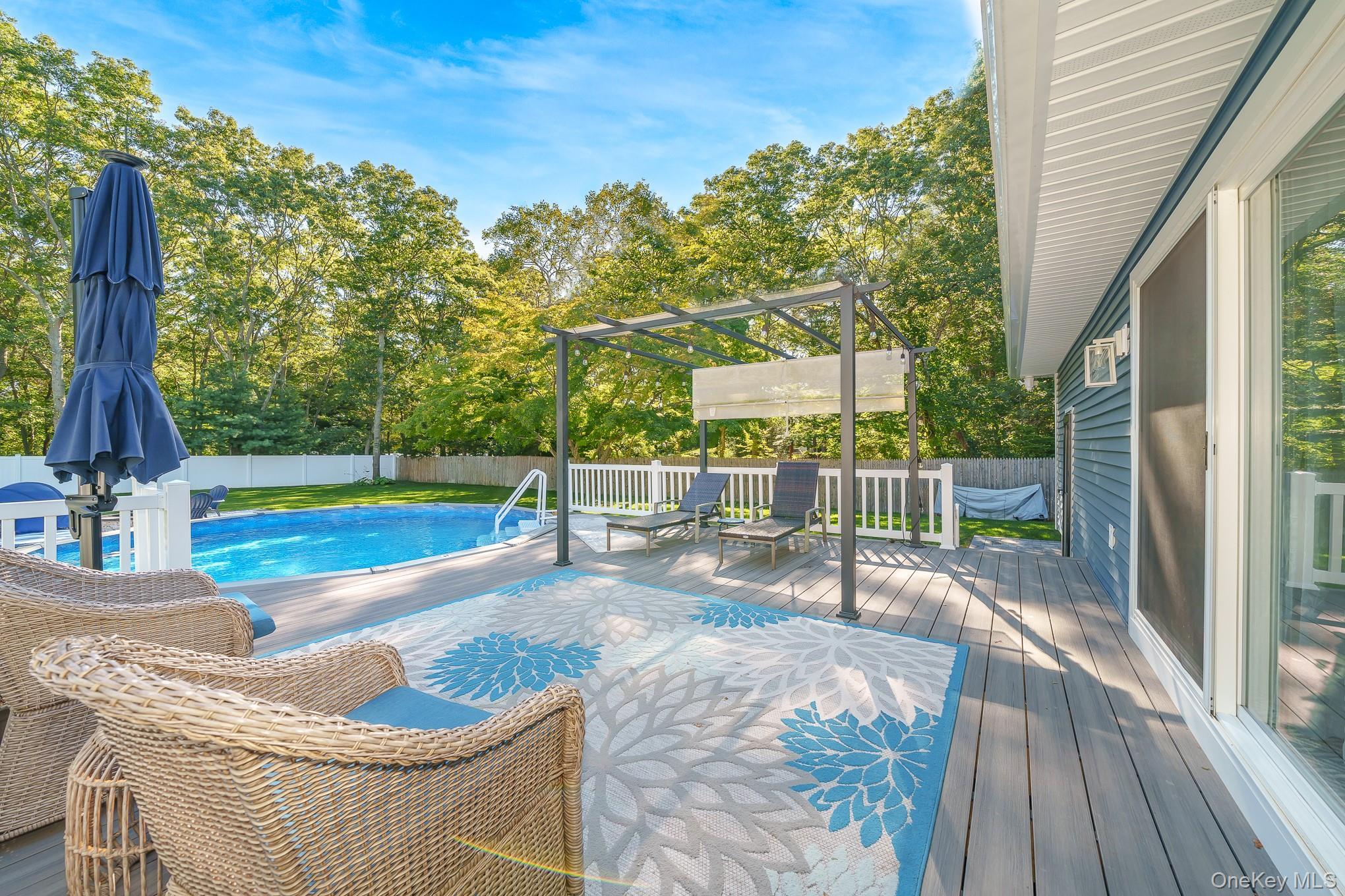 Single Family Danbury Avenue Suffolk County, NY 11772, MLS-1050340-38