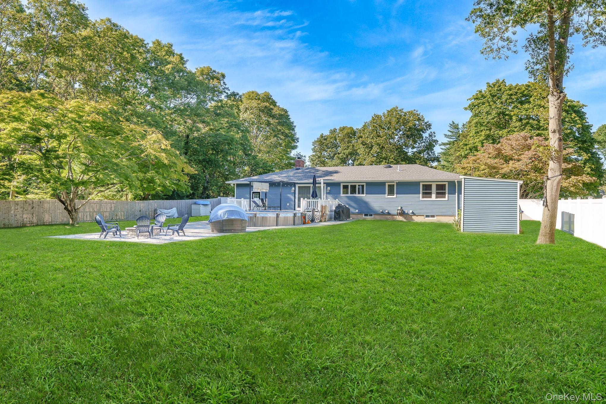 Single Family Danbury Avenue Suffolk County, NY 11772, MLS-1050340-41