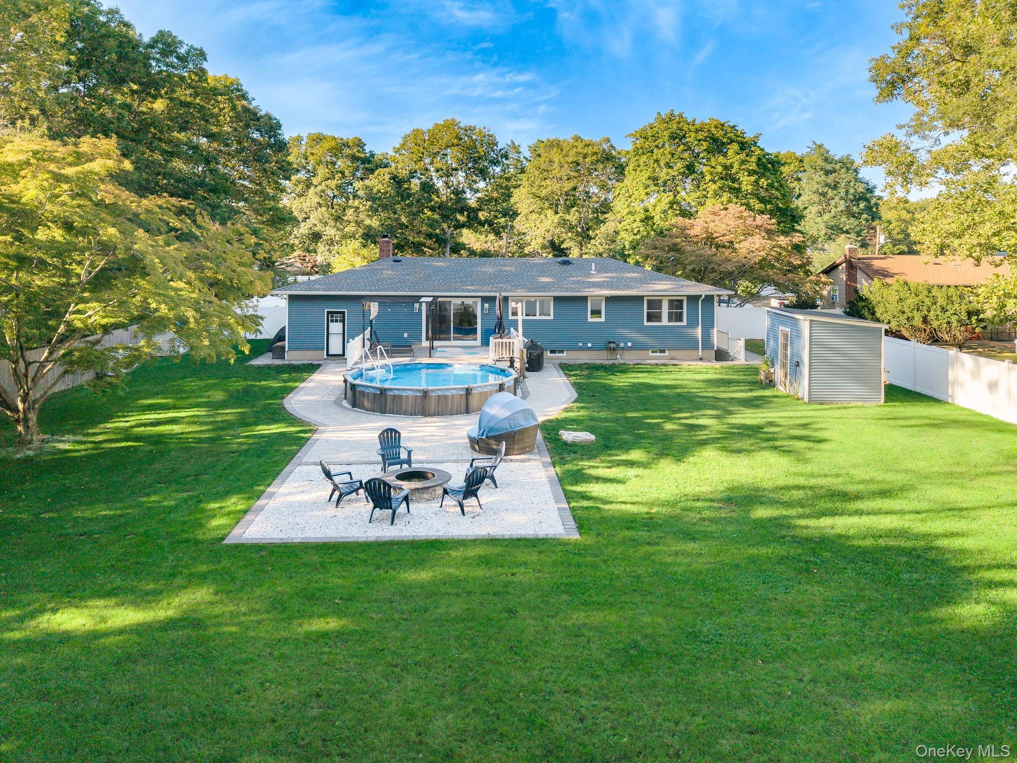 Single Family Danbury Avenue Suffolk County, NY 11772, MLS-1050340-42