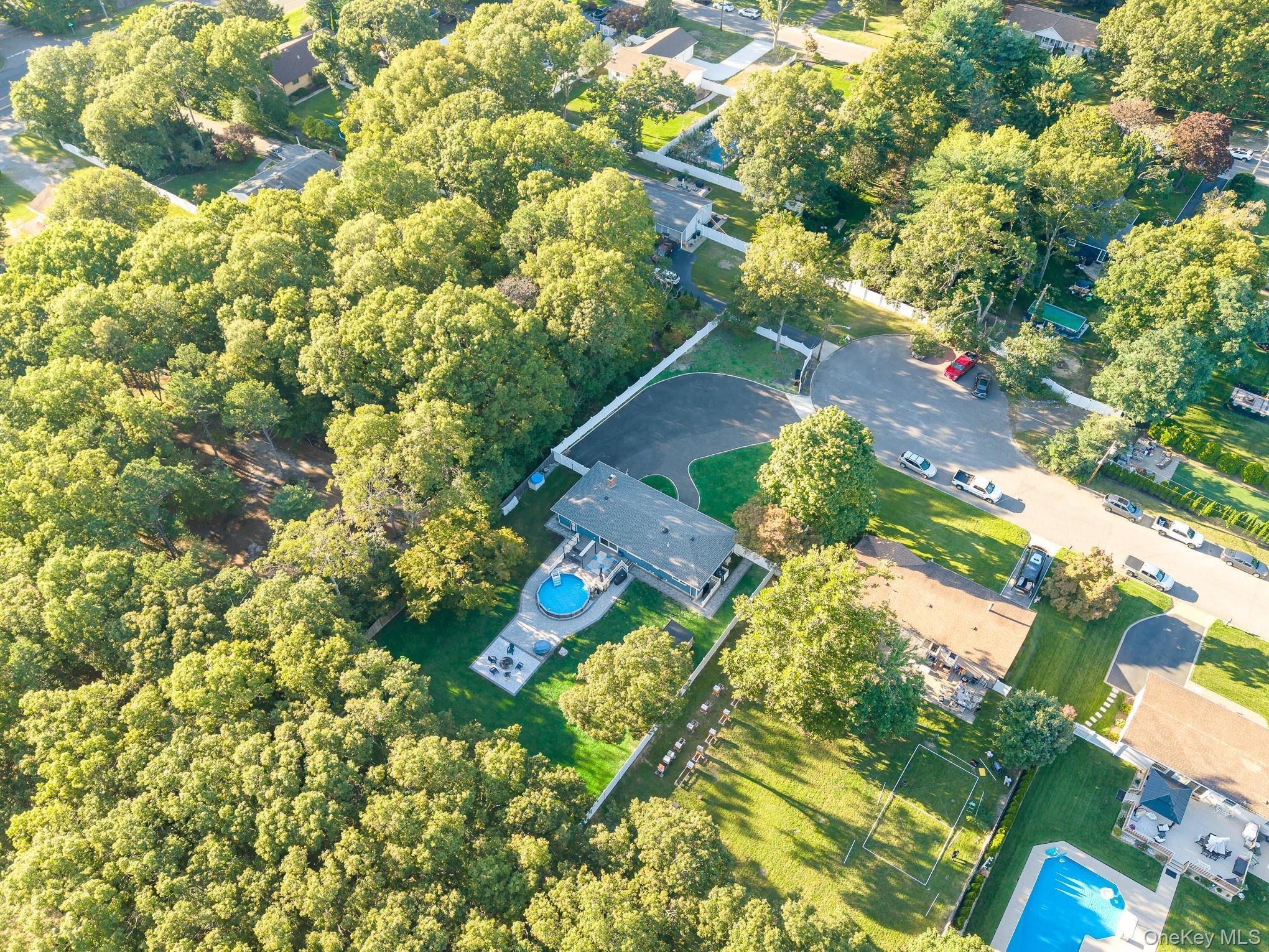 Single Family Danbury Avenue  Suffolk County, NY 11772, MLS-1050340-46