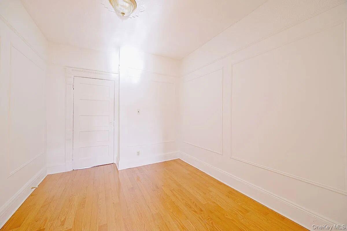 Apartment Bainbridge  Brooklyn, NY 11233, MLS-1050344-10