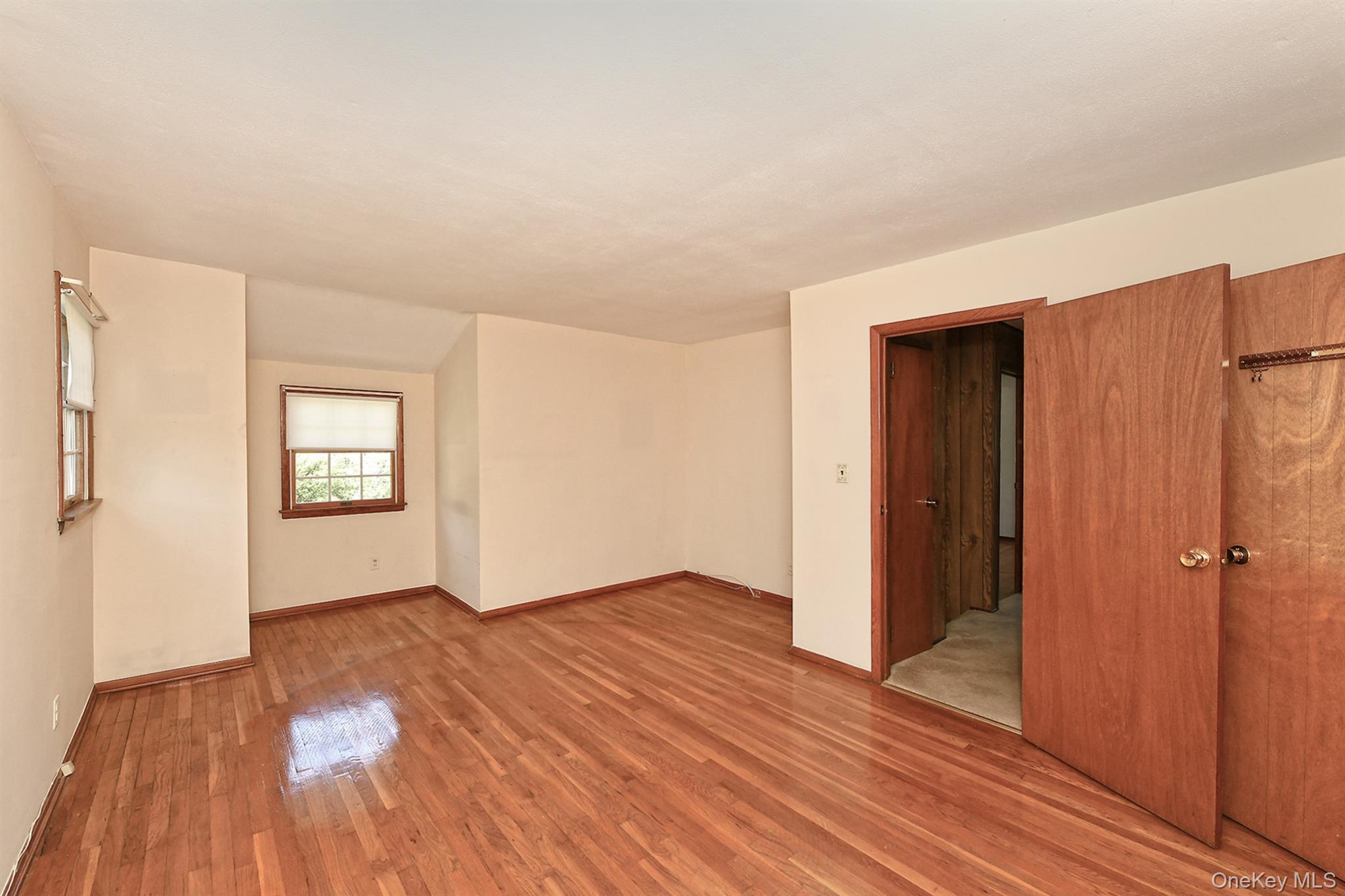 Single Family Brook Lane Suffolk County, NY 11787, MLS-1050347-20