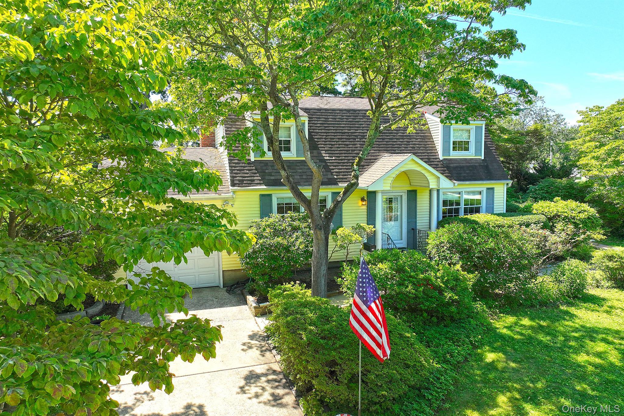 Single Family Brook Lane Suffolk County, NY 11787, MLS-1050347-36