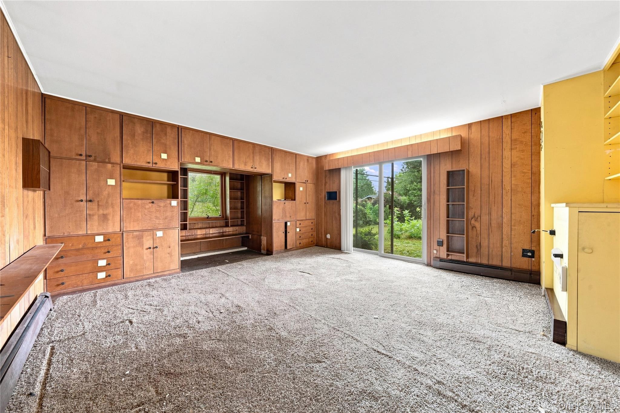 Single Family Weaving Lane Nassau County, NY 11793, MLS-1050355-11