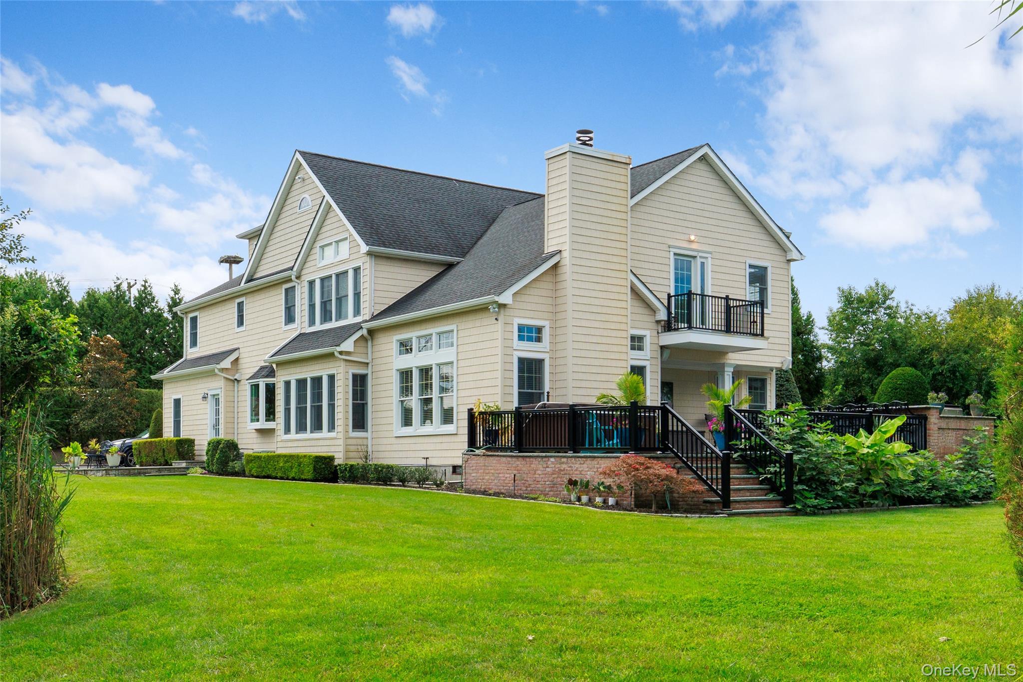 Single Family Shore Drive  Suffolk County, NY 11769, MLS-1050358-4