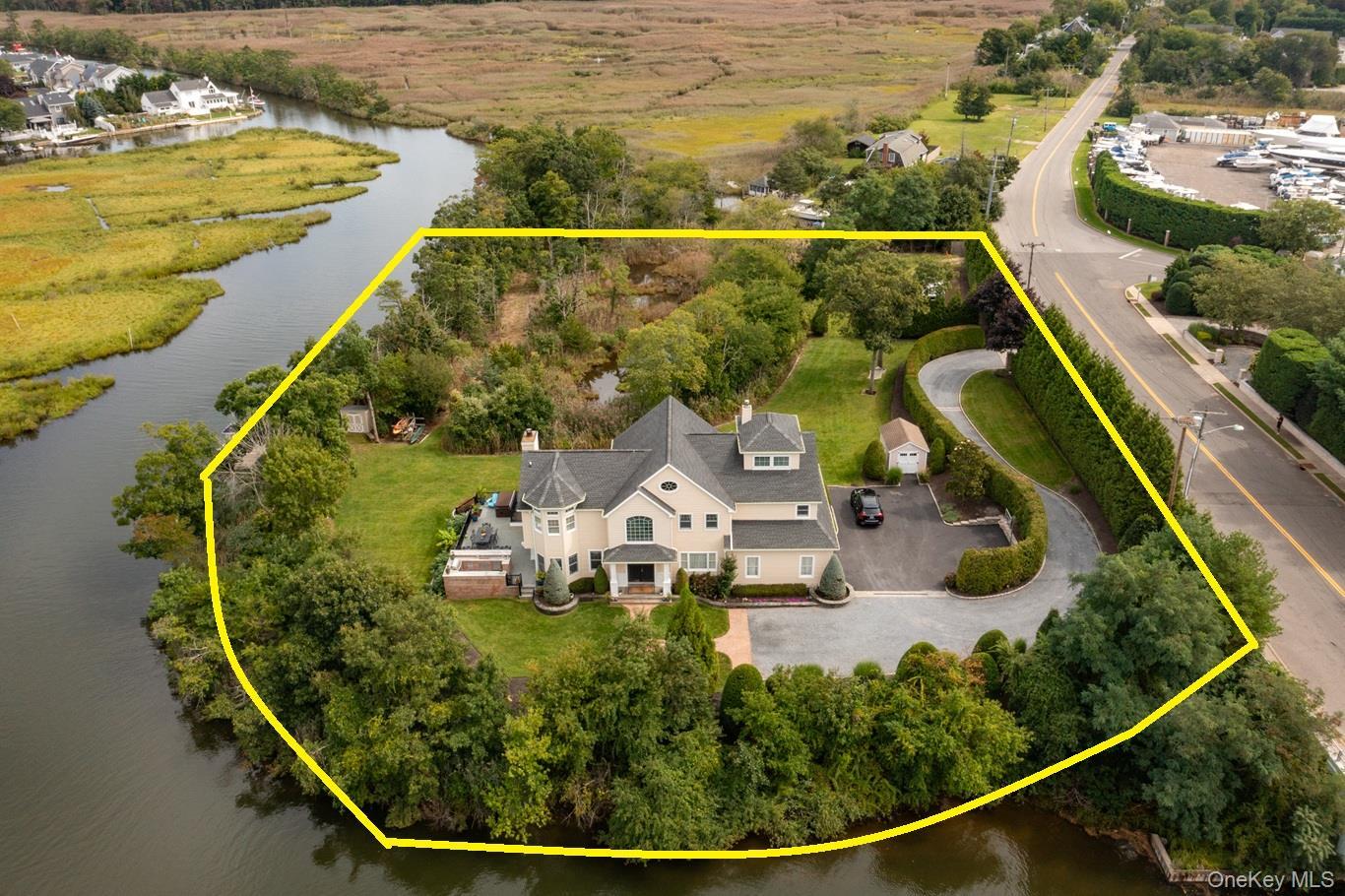 Single Family Shore Drive  Suffolk County, NY 11769, MLS-1050358-44
