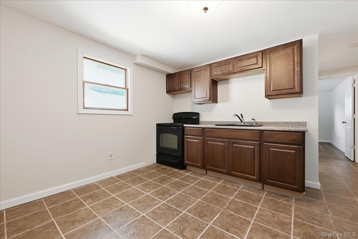 Single Family Adam Road W Nassau County, NY 11758, MLS-1050365-20