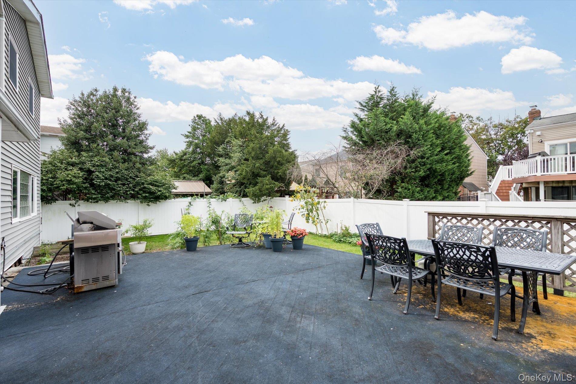 Single Family Shore Drive Nassau County, NY 11566, MLS-1050366-22