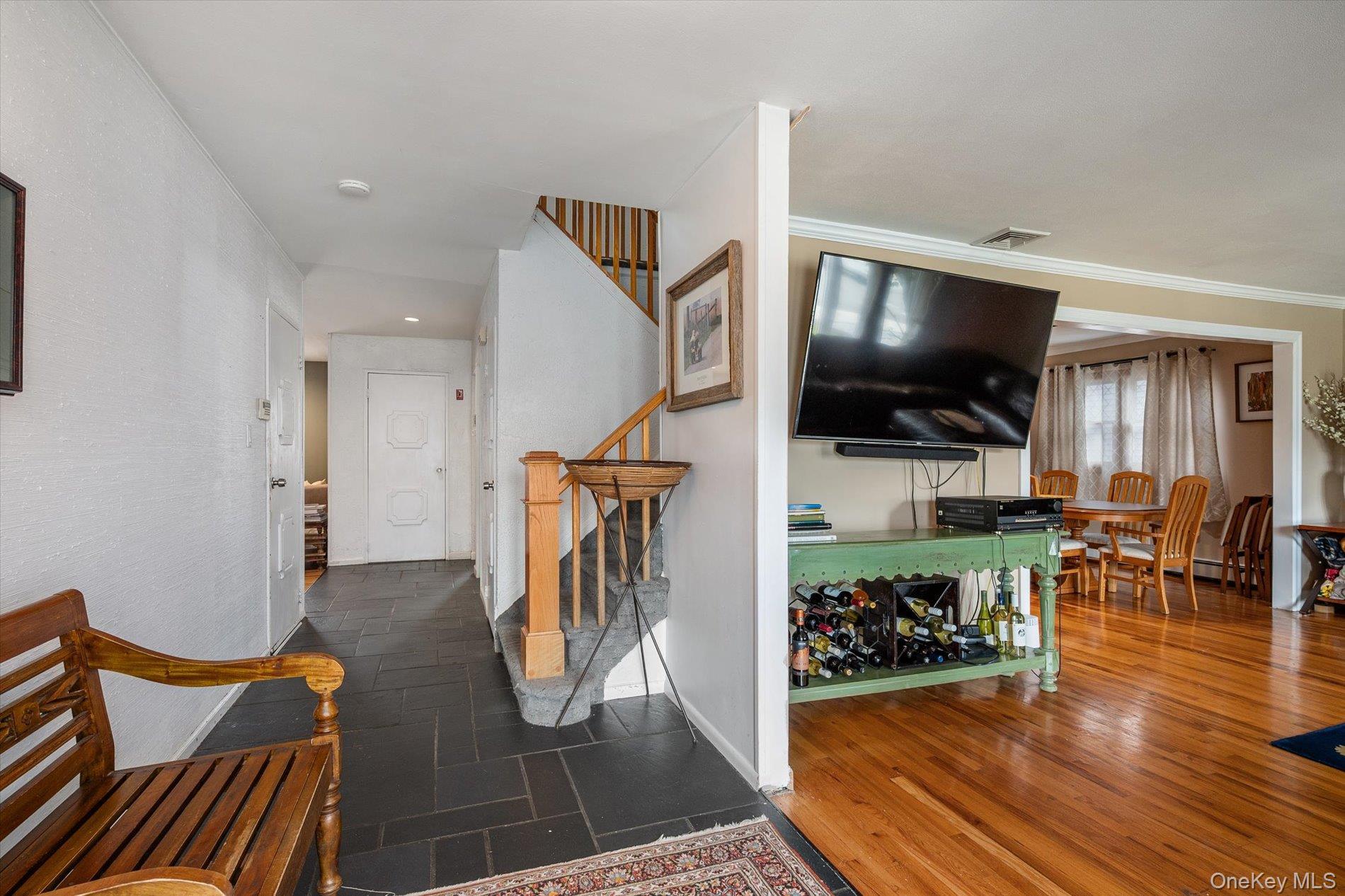 Single Family Shore Drive Nassau County, NY 11566, MLS-1050366-7