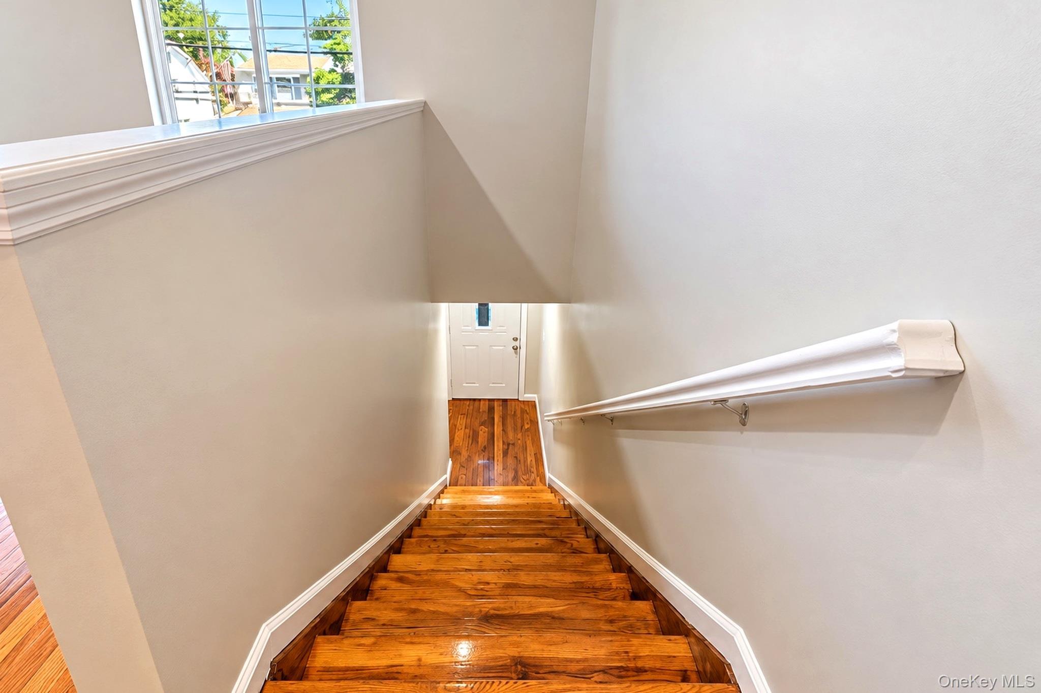 Single Family 140th Avenue Queens, NY 11413, MLS-1050374-4