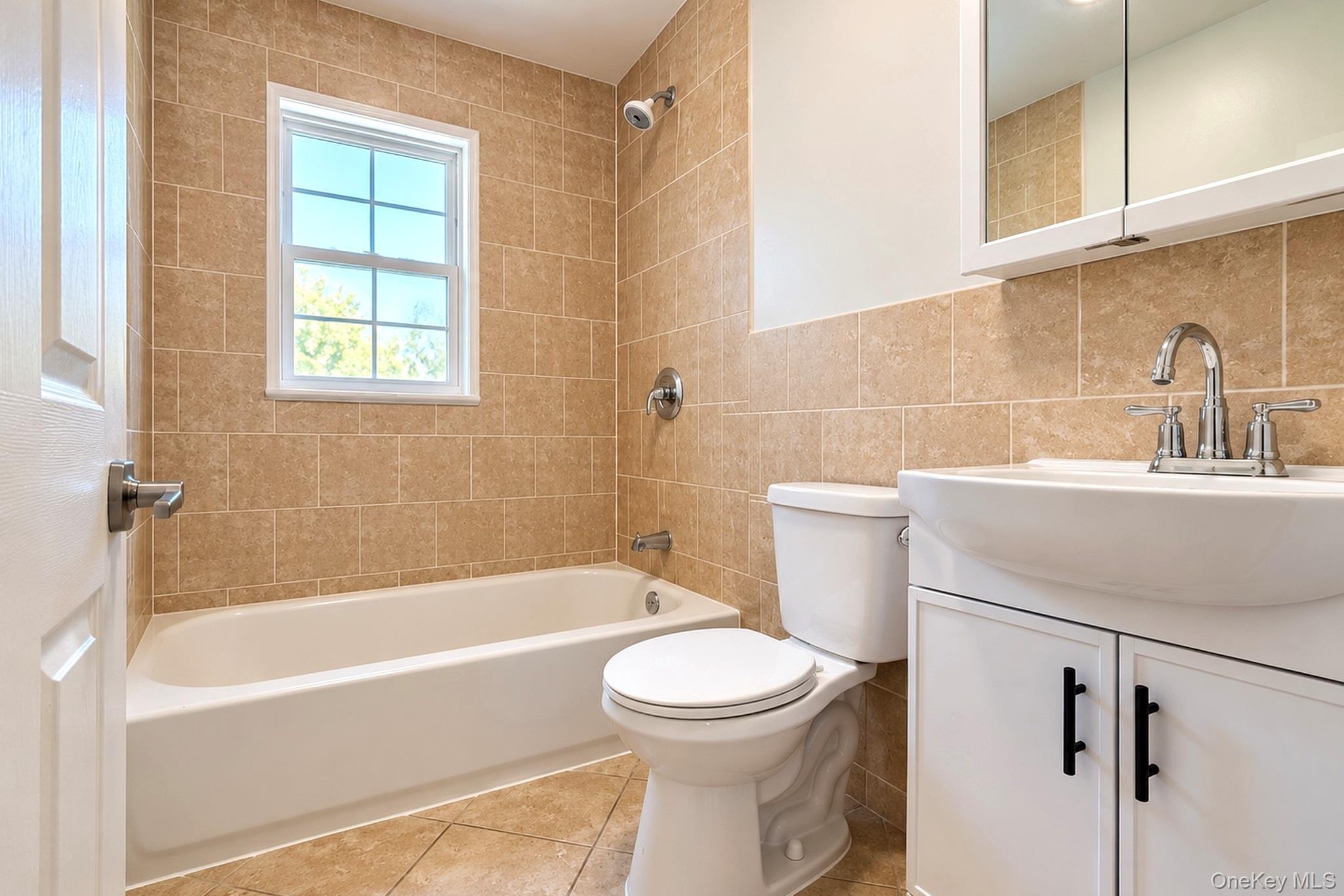 Single Family 140th Avenue Queens, NY 11413, MLS-1050374-8