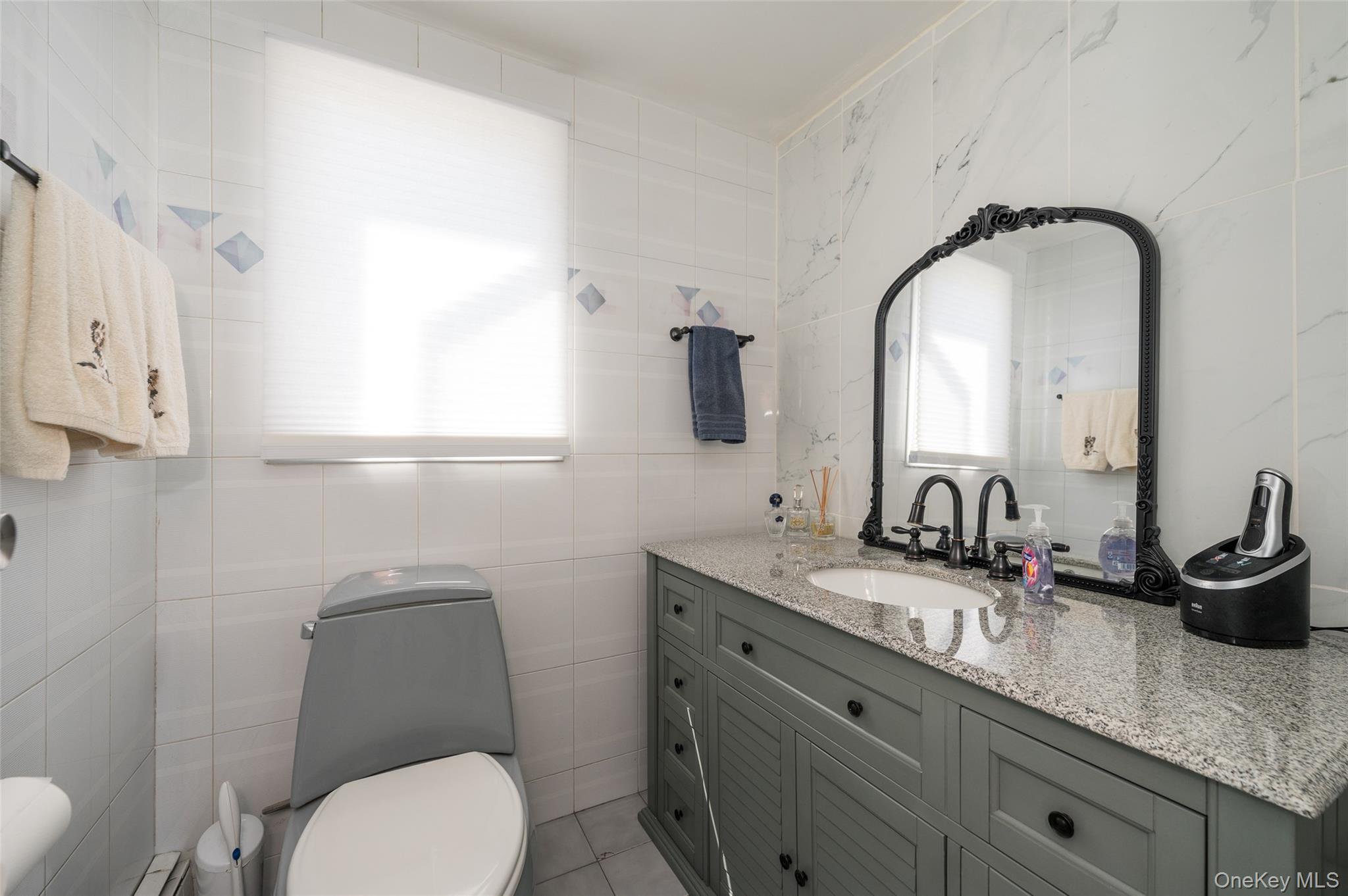 Single Family Ralph Avenue  Nassau County, NY 11572, MLS-1050394-10