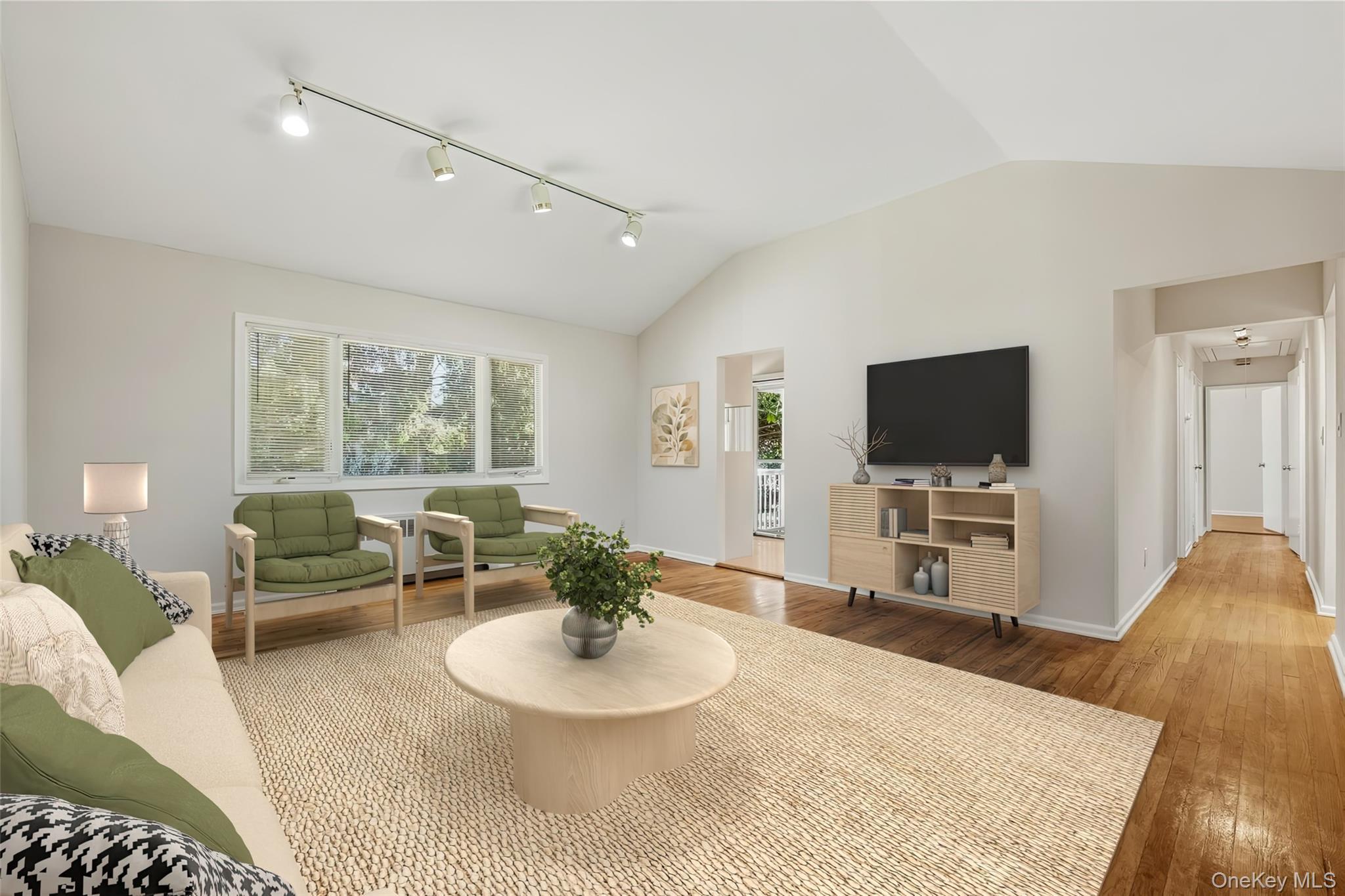 Single Family Tudor Place Westchester County, NY 10530, MLS-1050397-8