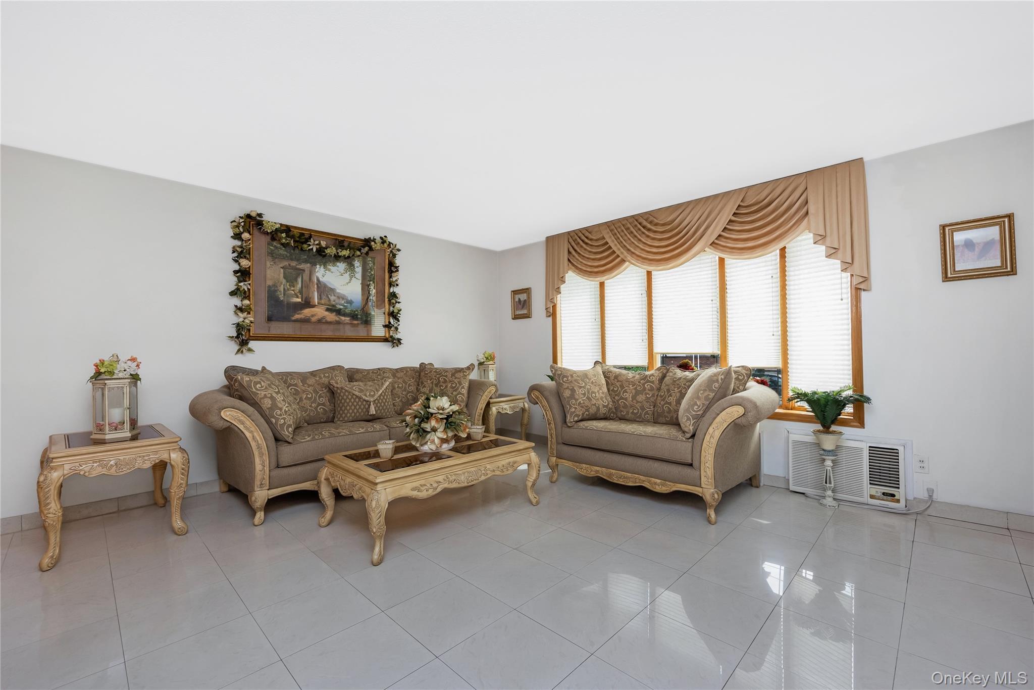 Single Family Lafayette Street  Queens, NY 11417, MLS-1050403-5