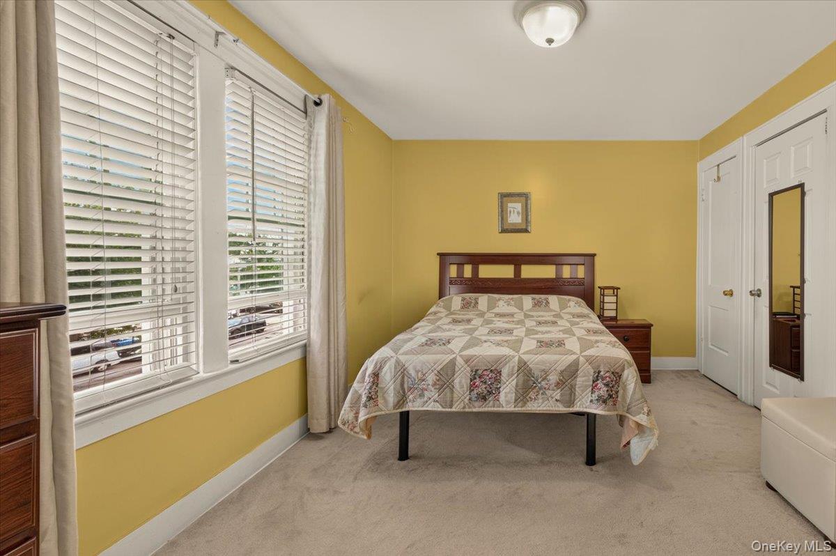 Single Family 107th Avenue Queens, NY 11419, MLS-1050425-10