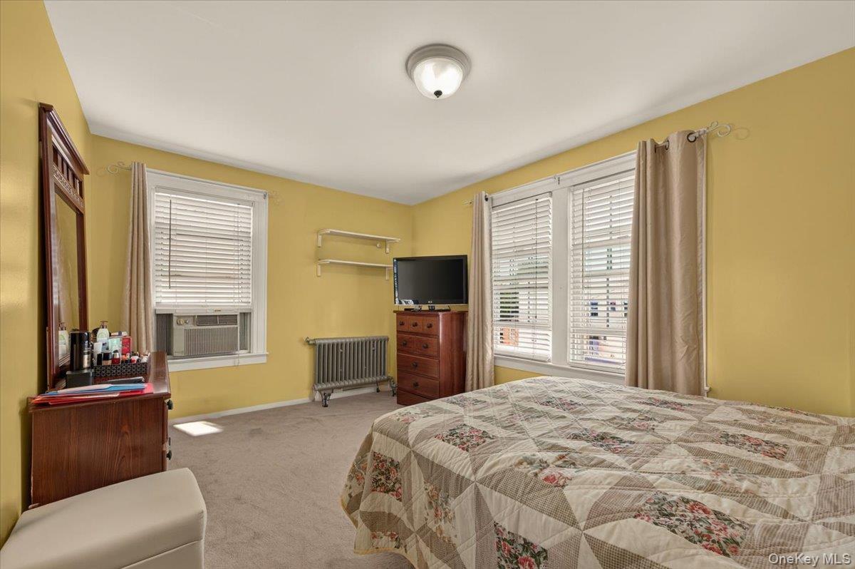 Single Family 107th Avenue Queens, NY 11419, MLS-1050425-11